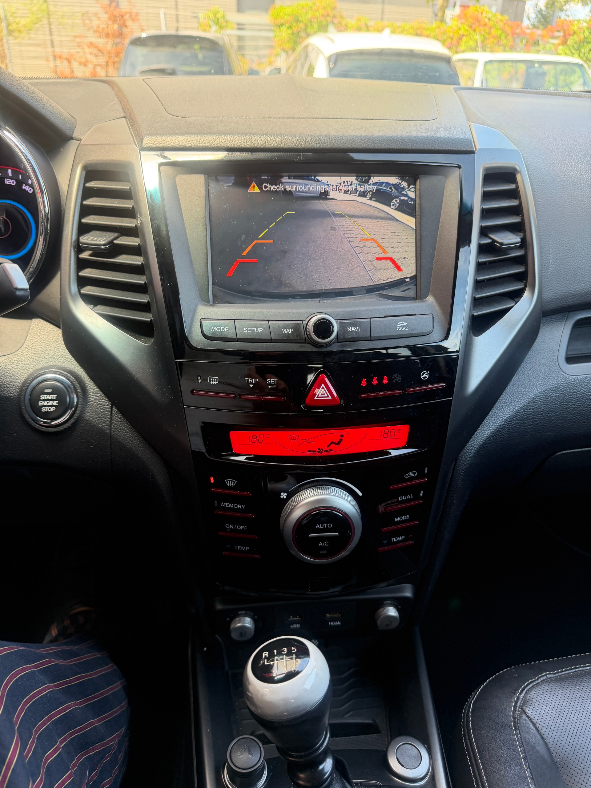 KGM-SsangYong XLV 1.6 eXDi Sapphire 4WD-image-9