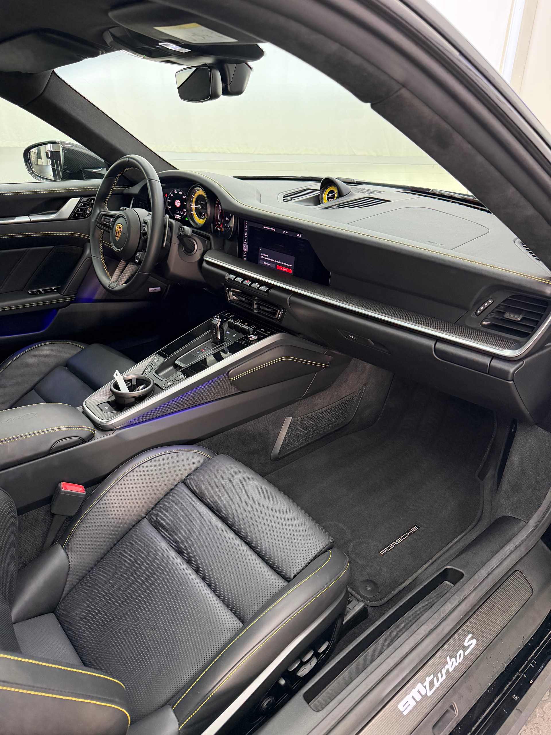 PORSCHE 911 Turbo S PDK-image-10
