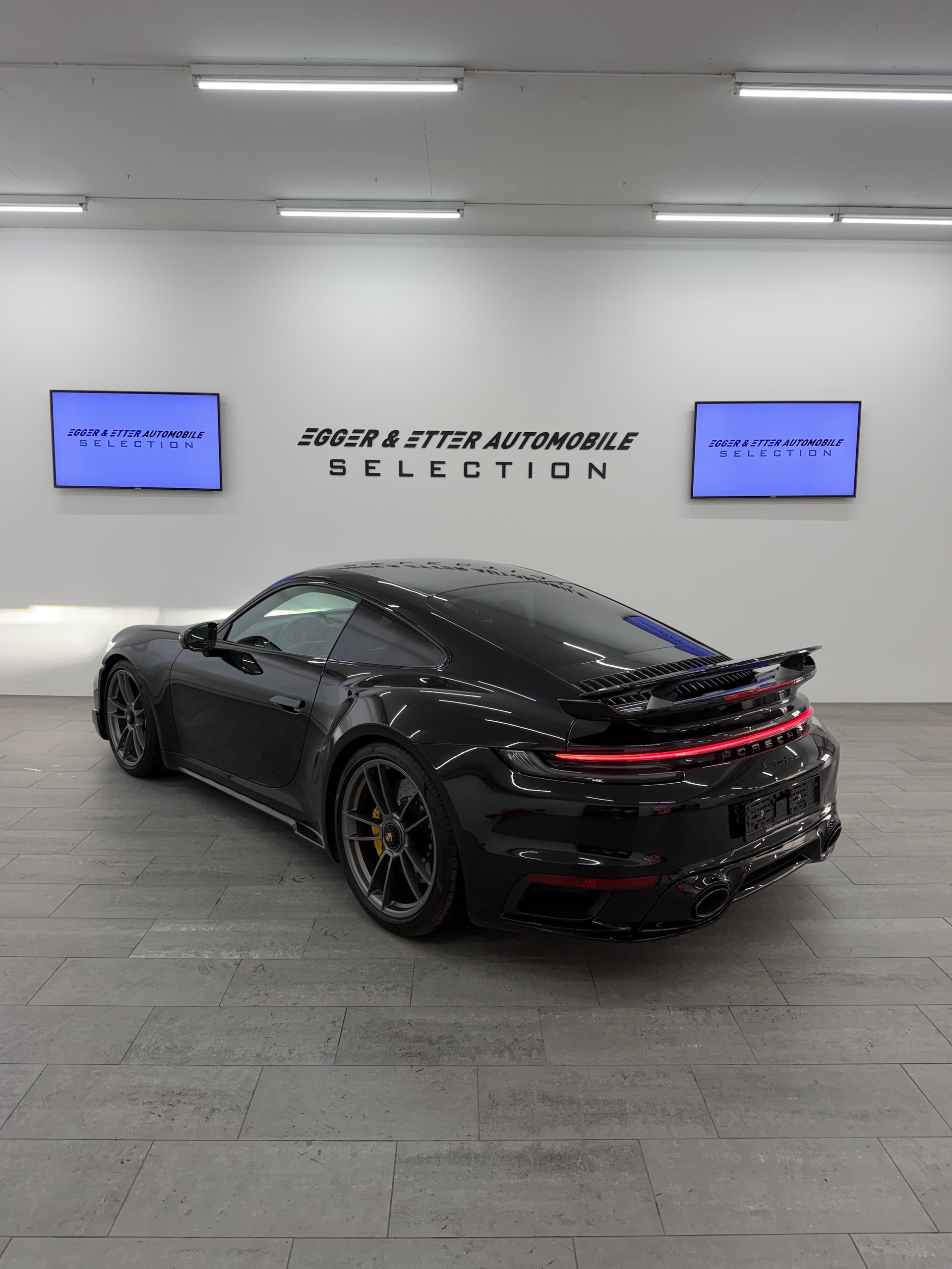 PORSCHE 911 Turbo S PDK-image-6