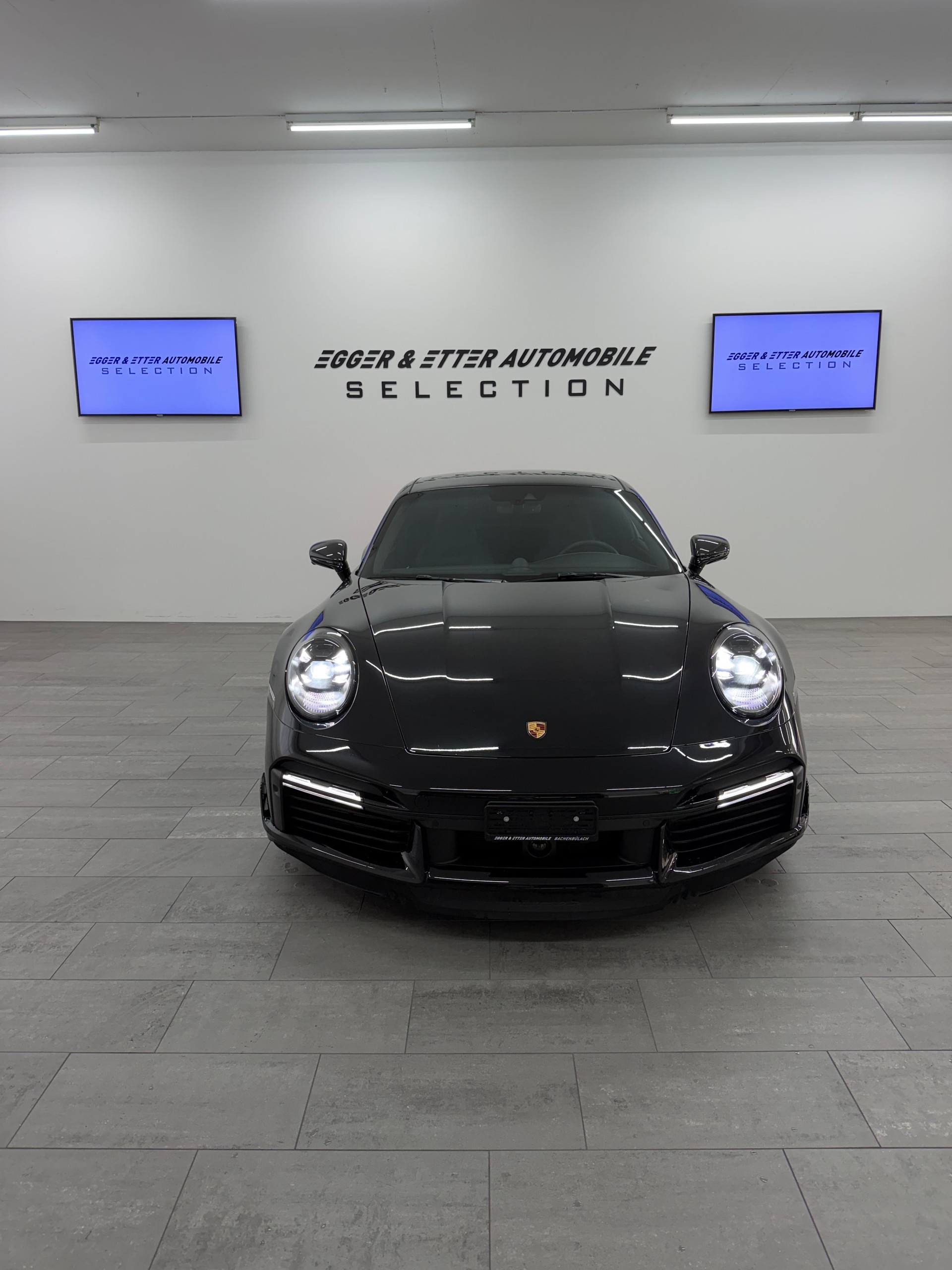 PORSCHE 911 Turbo S PDK