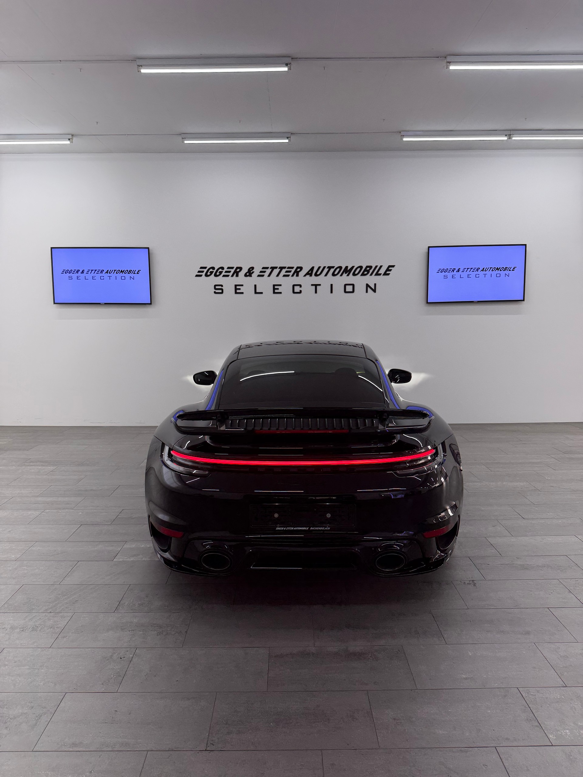 PORSCHE 911 Turbo S PDK-image-4