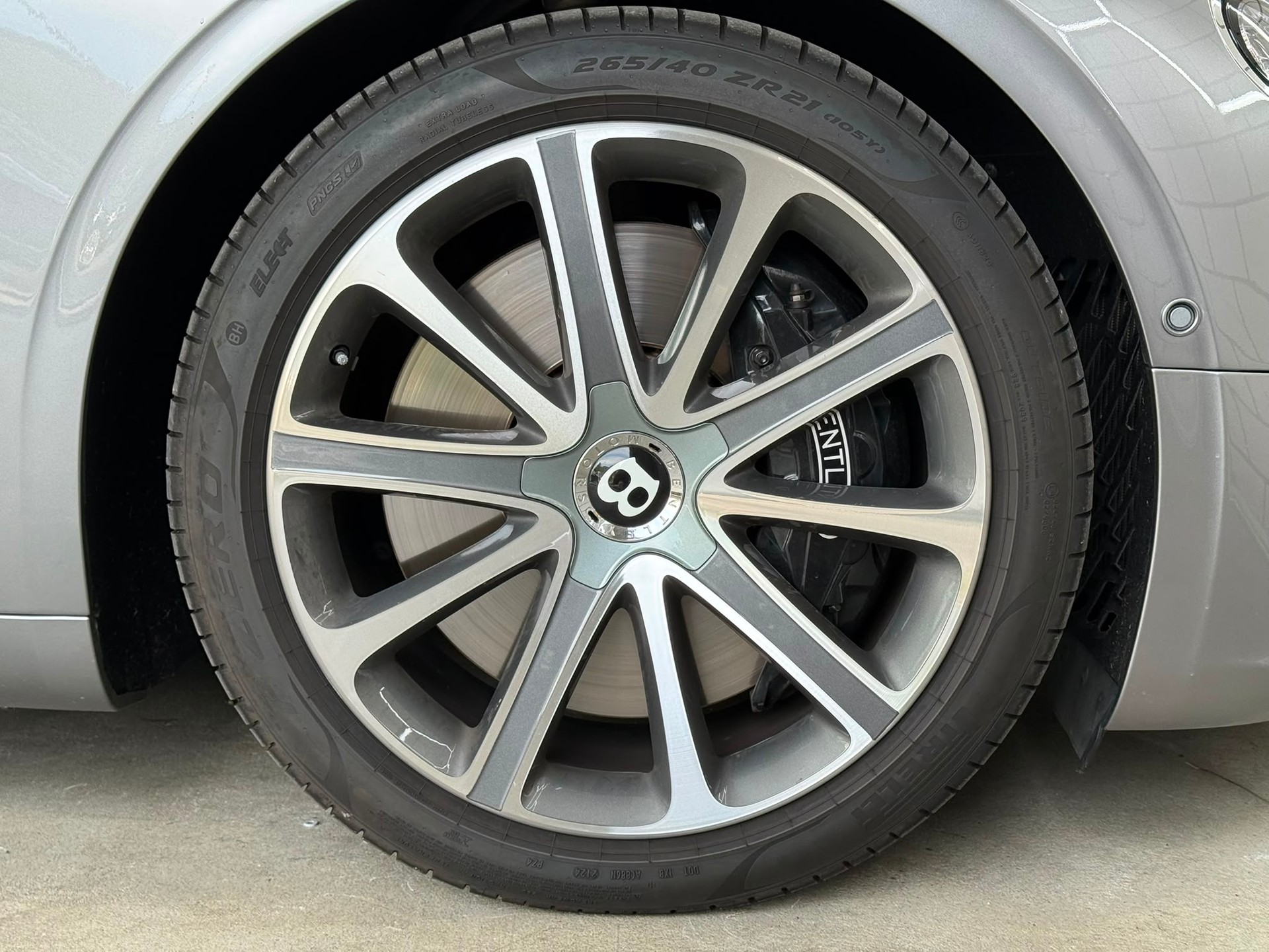 BENTLEY Continental GT 6.0 W12-image-13