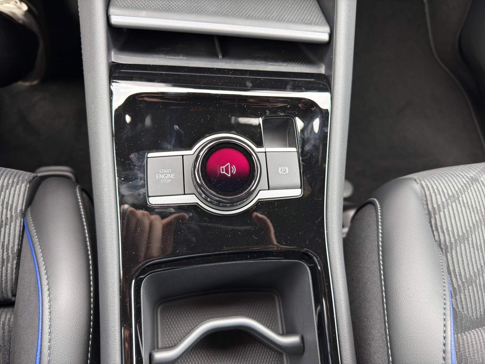 VW Tayron 1.5 TSI evo2 eHybrid R-Line DSG-image-11