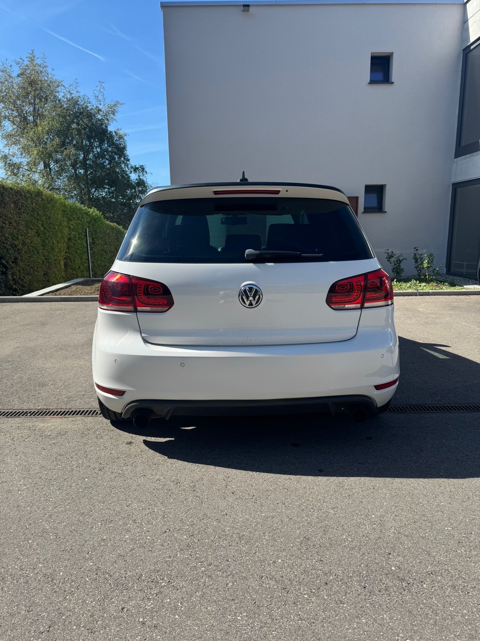 VW GTI-image-1