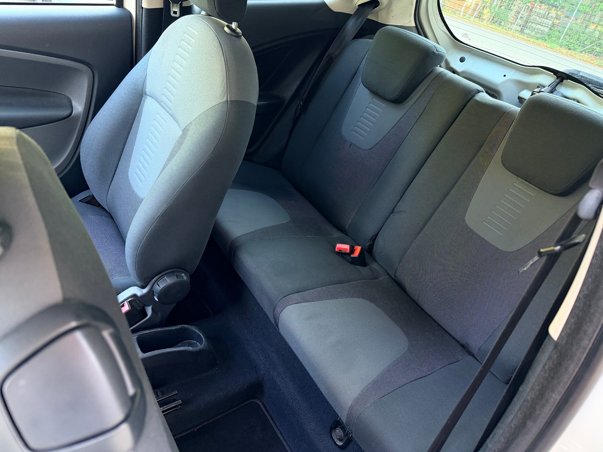 FORD KA 1.25 Trend-image-4