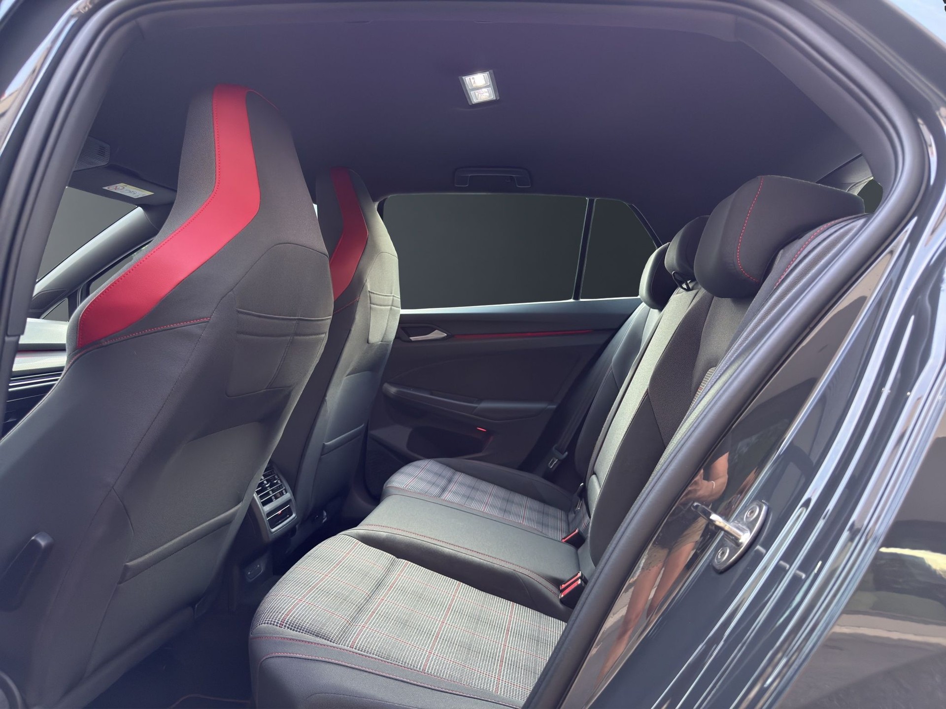 VW Golf 2.0 TSI GTI DSG-image-14