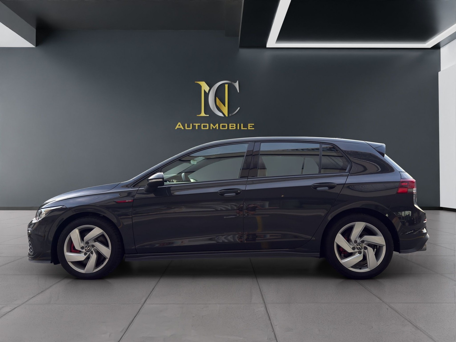 VW Golf 2.0 TSI GTI DSG-image-2