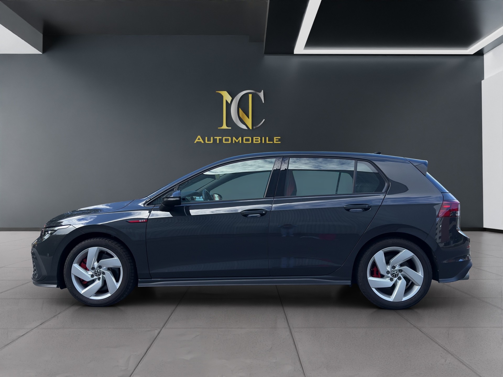 VW Golf 2.0 TSI GTI DSG-image-2