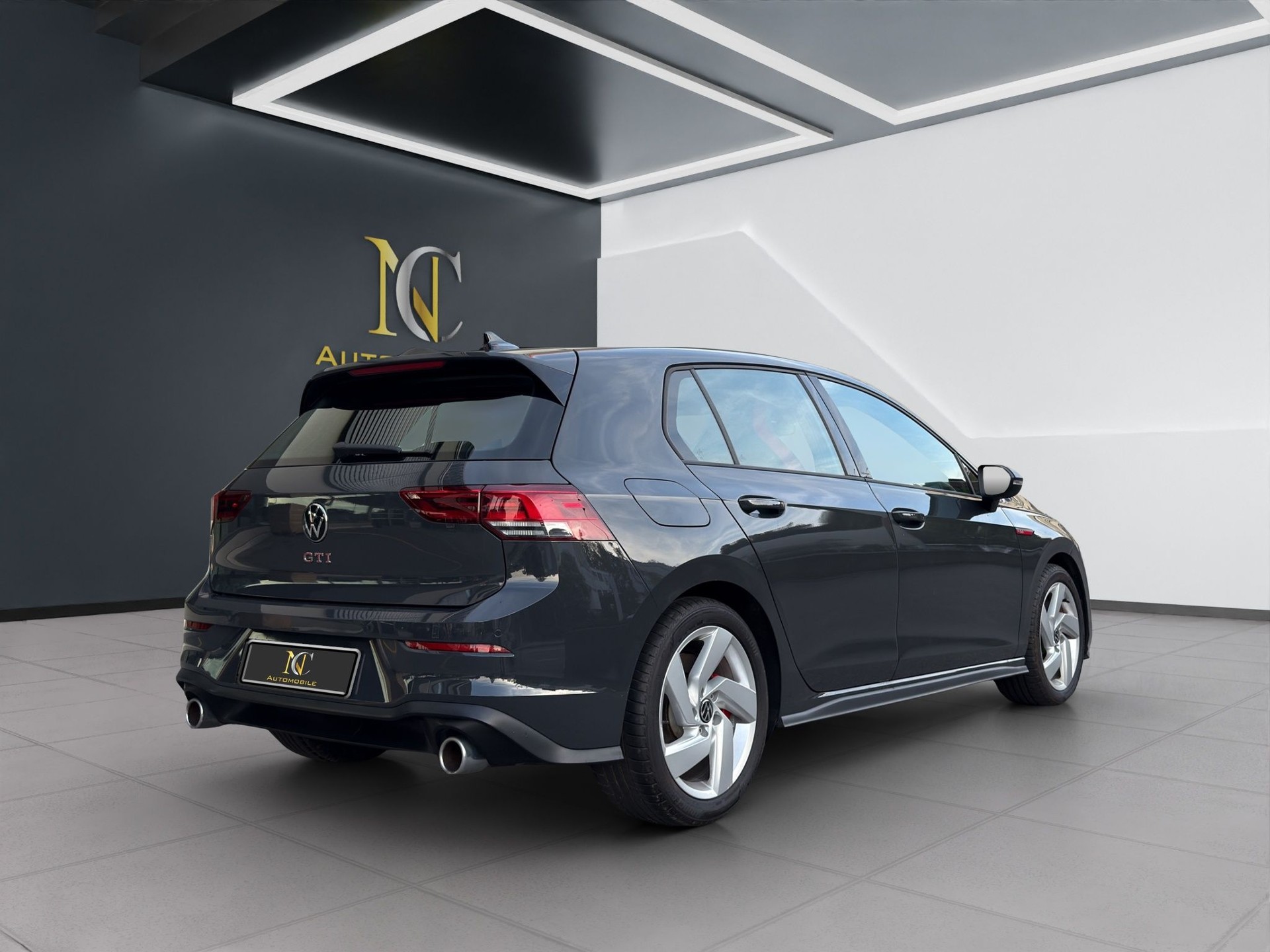 VW Golf 2.0 TSI GTI DSG-image-5