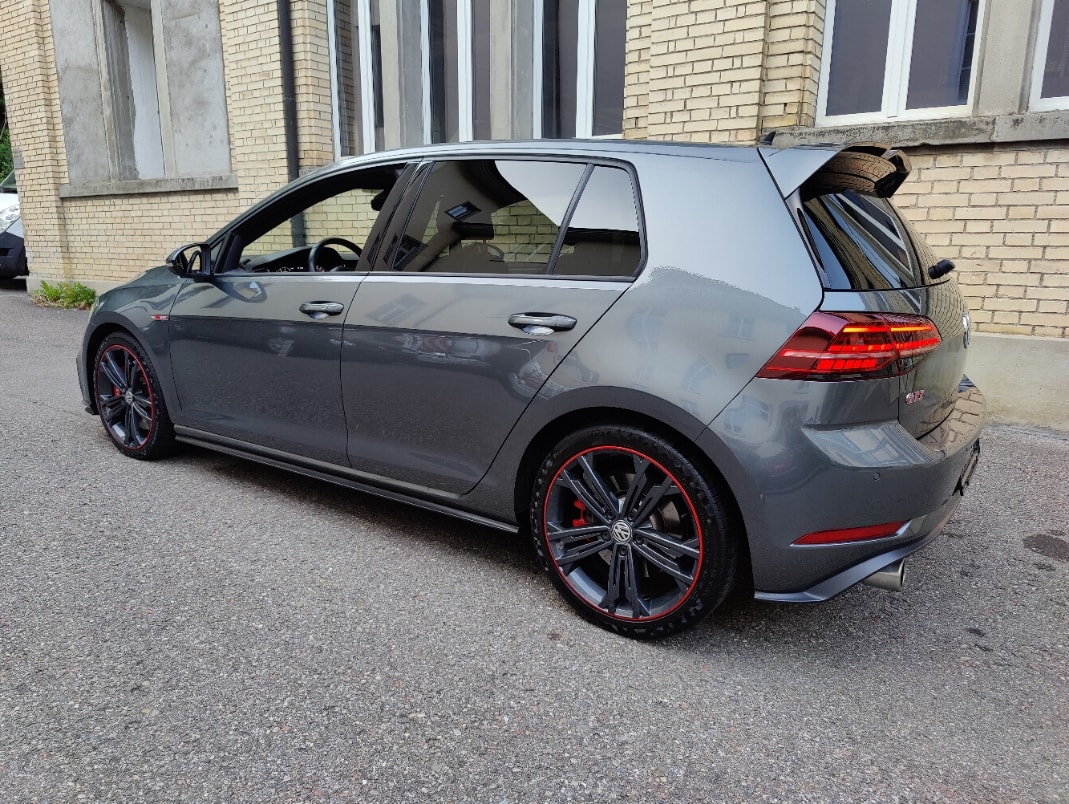 VW GTI Performance 2.0 TSI-image-2