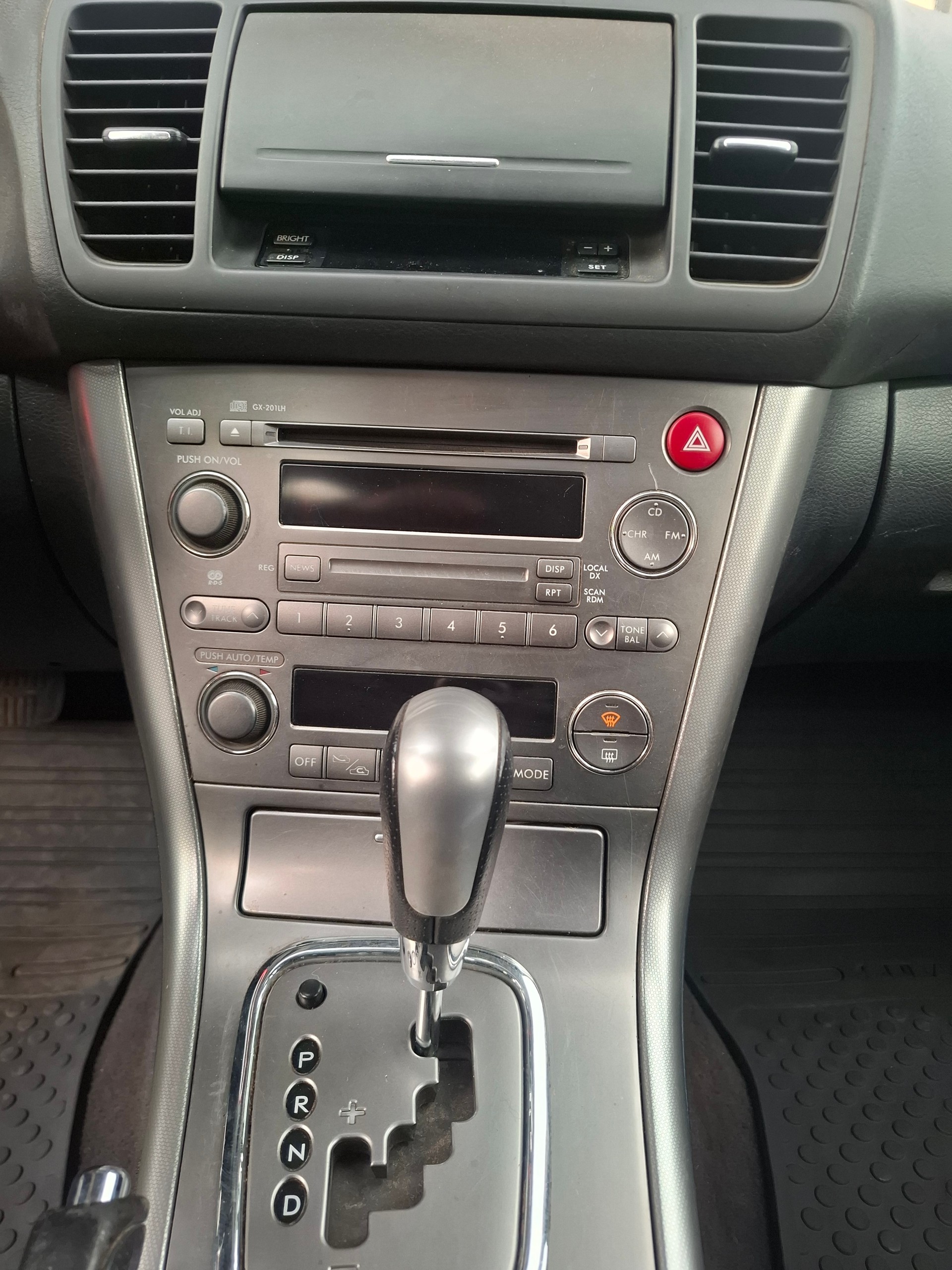 SUBARU Outback 2.5i AWD-image-5
