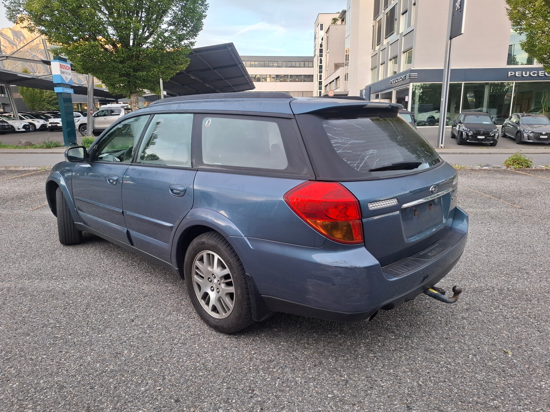 SUBARU Outback 2.5i AWD-image-10