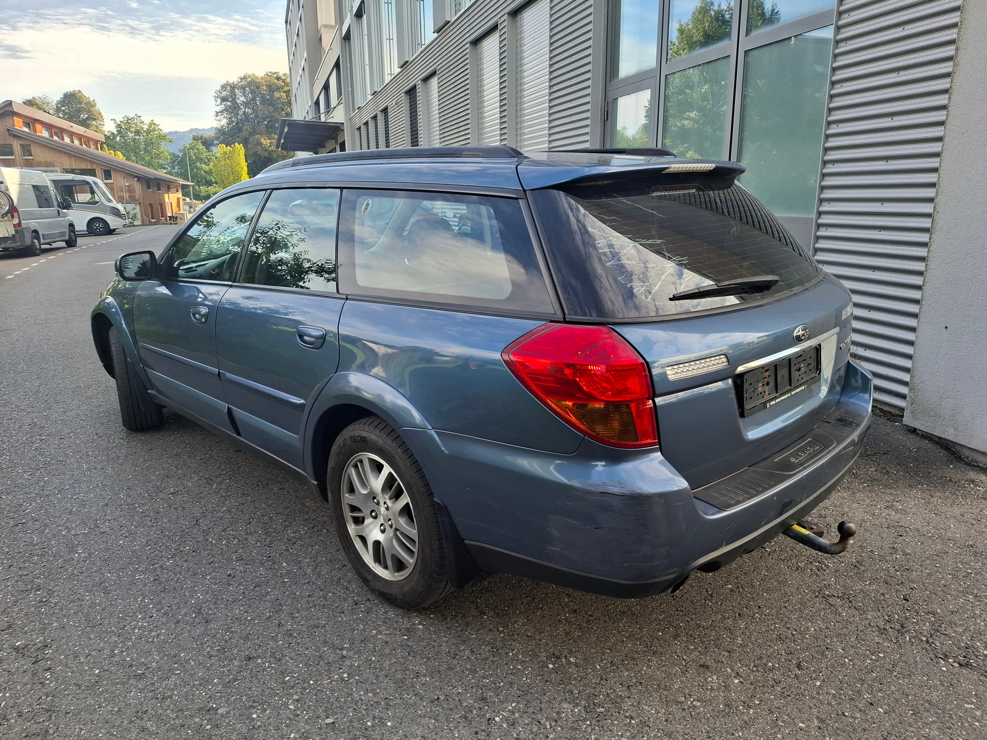 SUBARU Outback 2.5i AWD-image-1