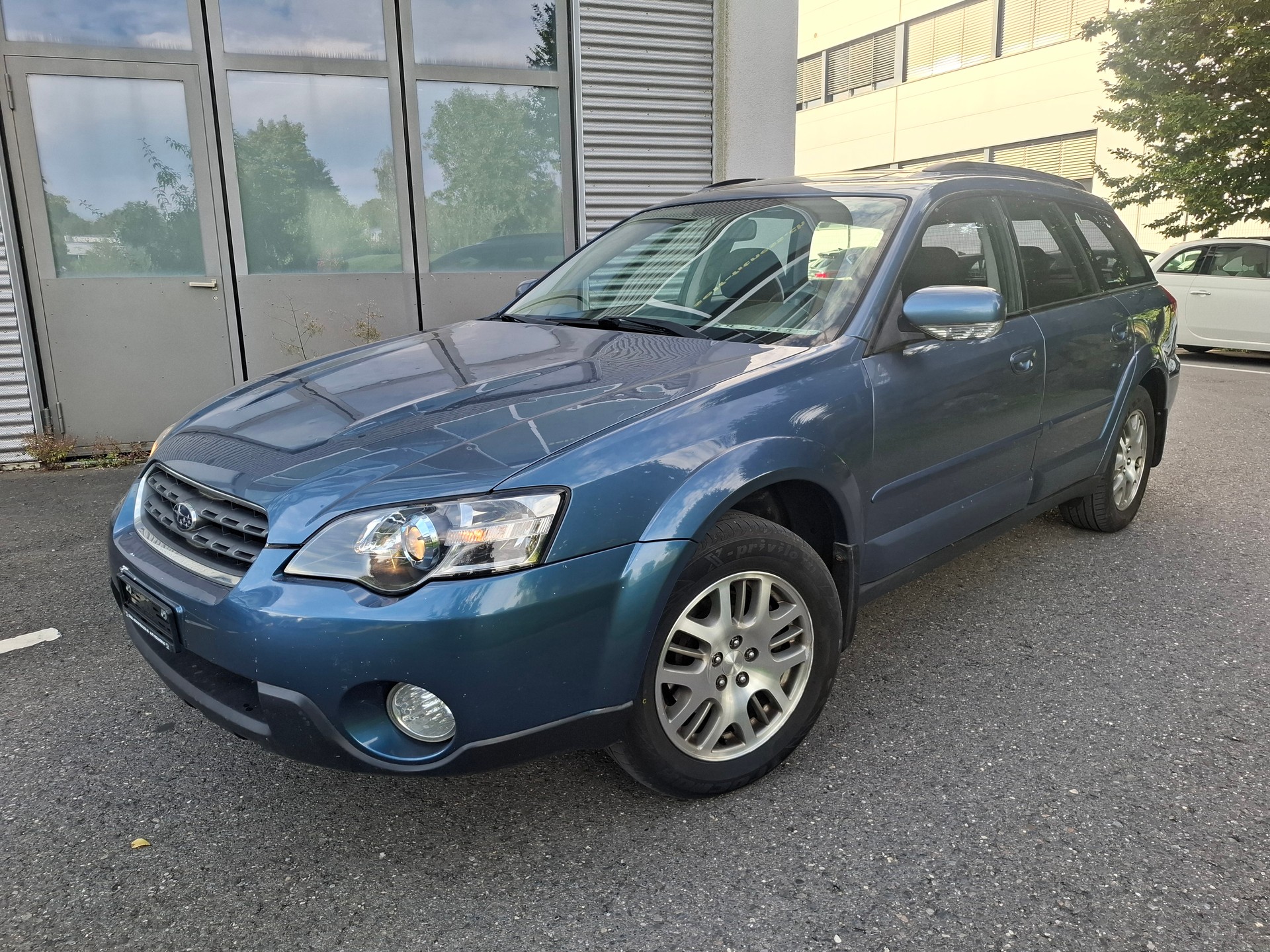 SUBARU Outback 2.5i AWD-image-0