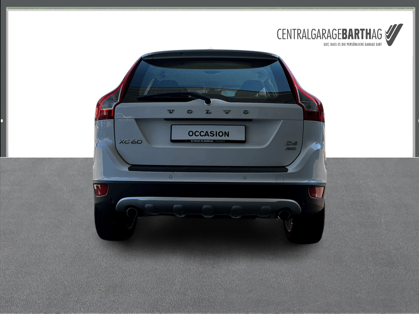 VOLVO XC60 2.4 D4 Momentum AWD-image-6