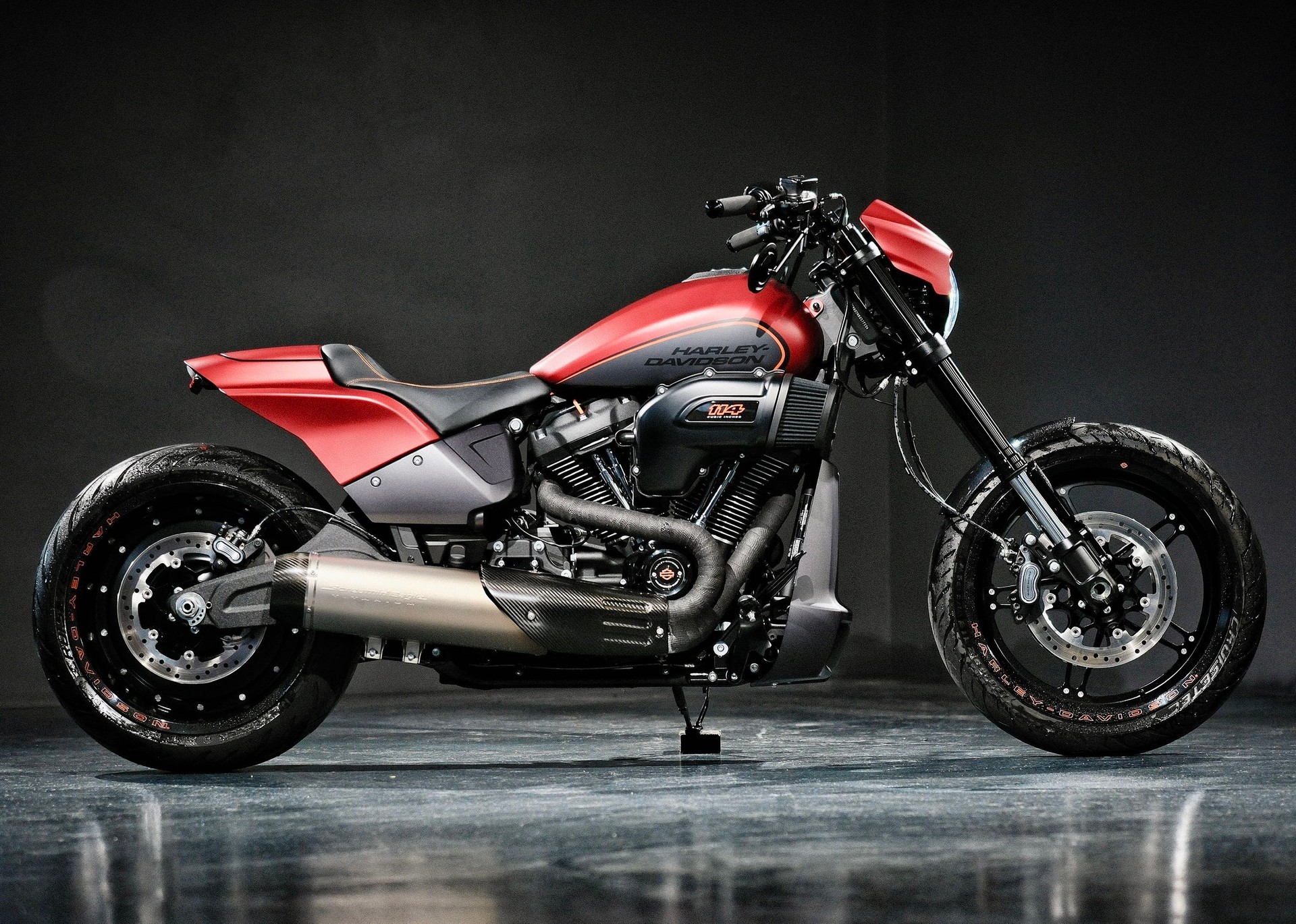 HARLEY-DAVIDSON FXDRS 114 ABS-showroom-element-1