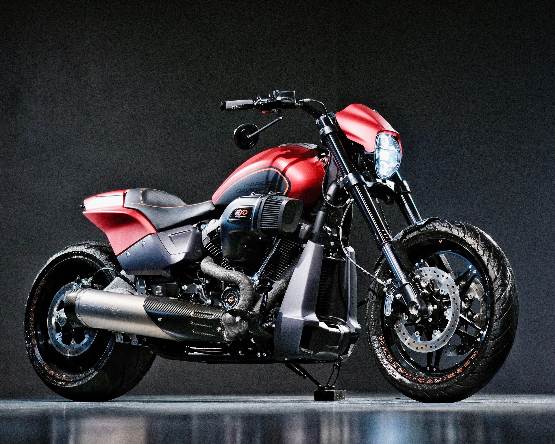 HARLEY-DAVIDSON FXDRS 114 ABS