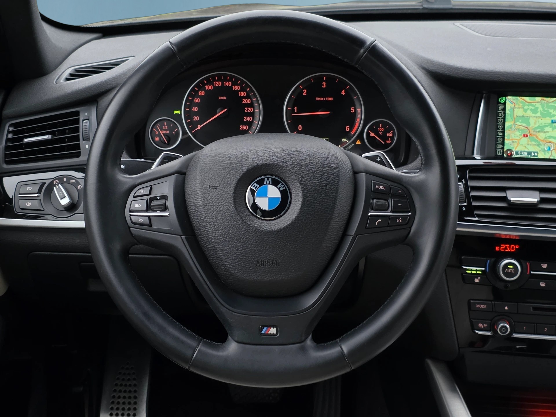 BMW X3 xDrive 35d M Sport Steptronic * ab MFK * ** TOP Zustand **-image-9