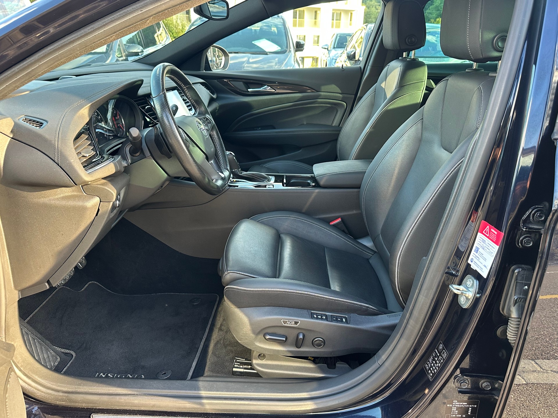 OPEL Insignia 2.0 T Grand Sport Excellence 4WD Automat.-image-8