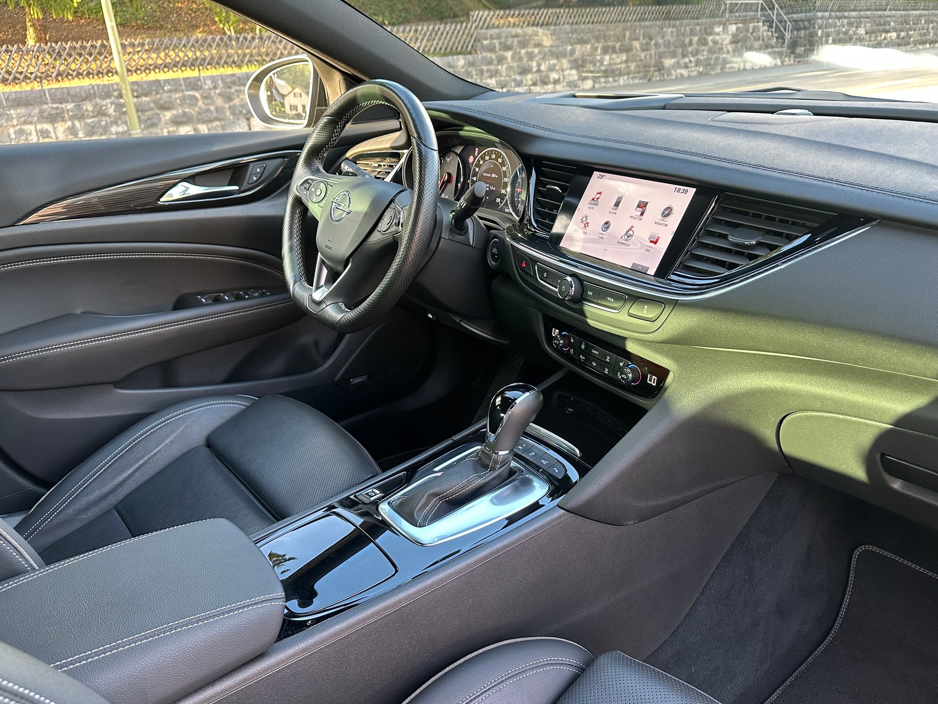 OPEL Insignia 2.0 T Grand Sport Excellence 4WD Automat.-image-12