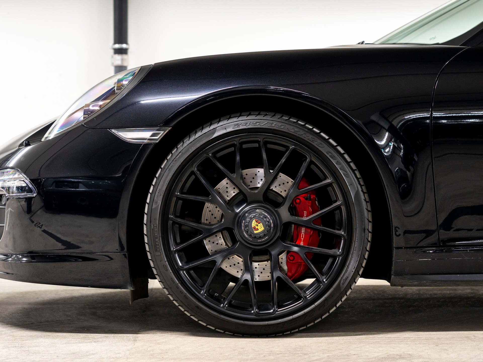 PORSCHE 911 Carrera 4 GTS PDK-image-7