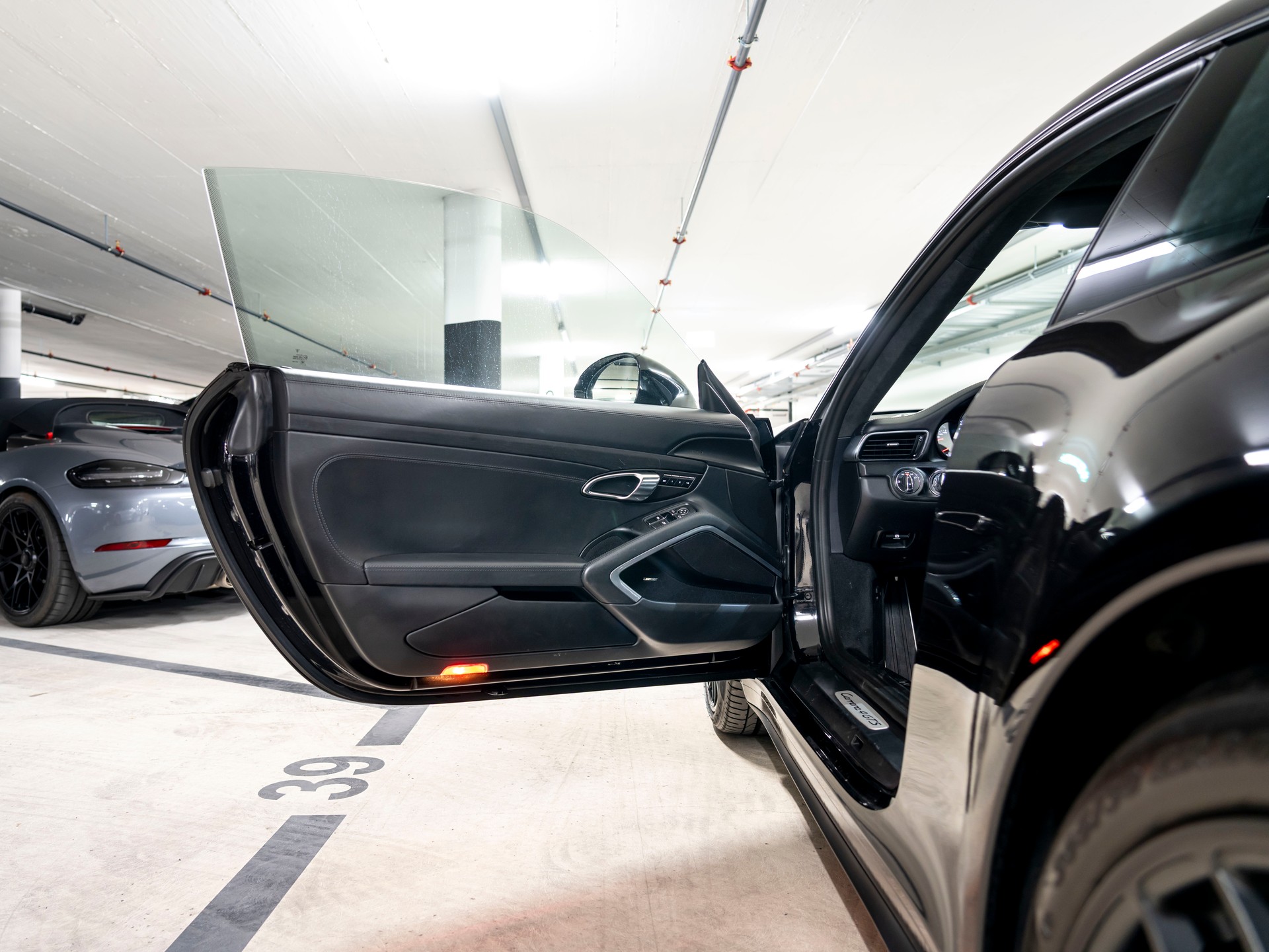 PORSCHE 911 Carrera 4 GTS PDK-image-10