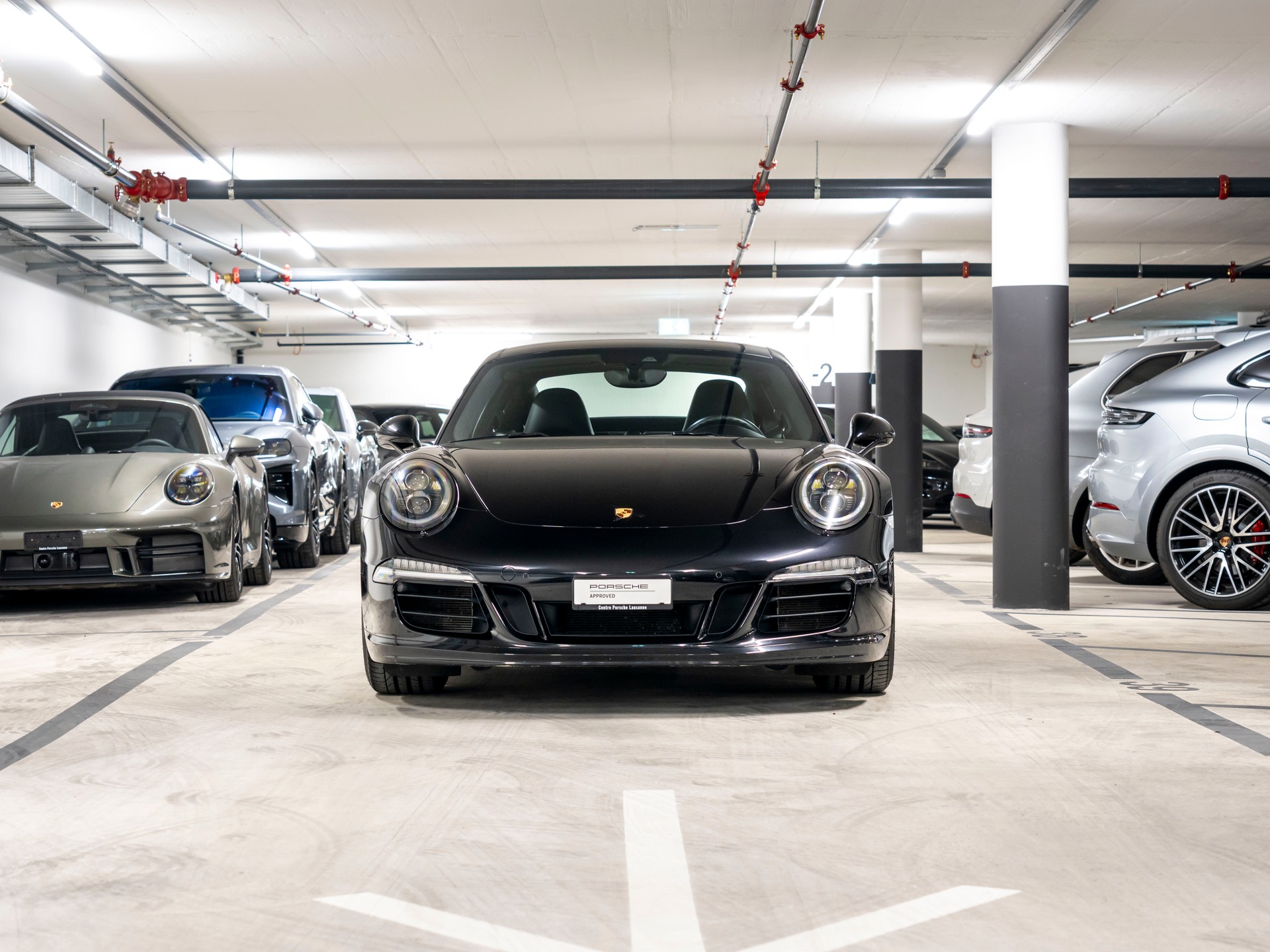 PORSCHE 911 Carrera 4 GTS PDK-image-3