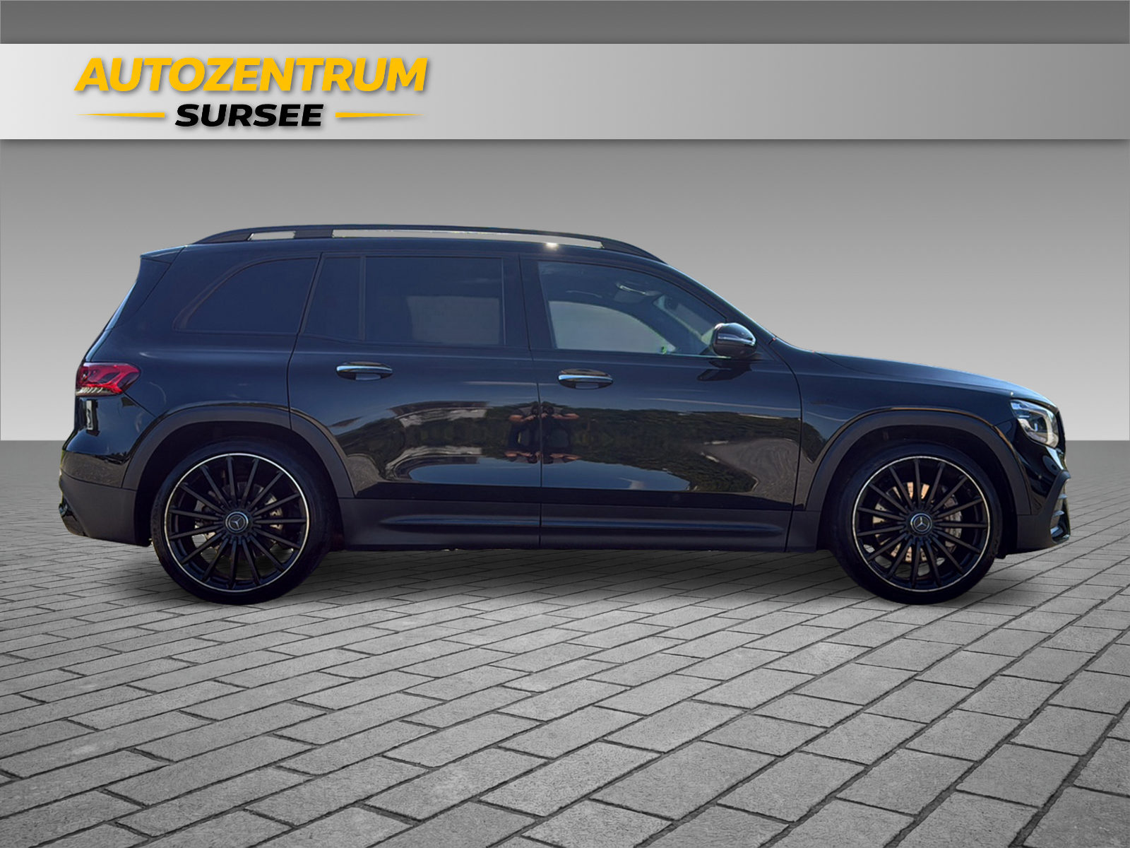 MERCEDES-BENZ GLB 35 AMG 4matic-image-9