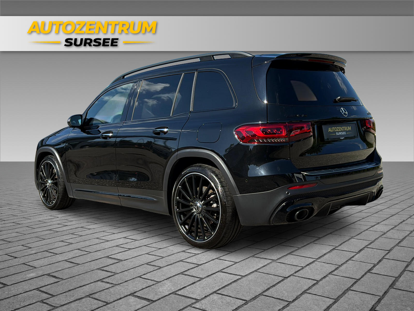 MERCEDES-BENZ GLB 35 AMG 4matic-image-4