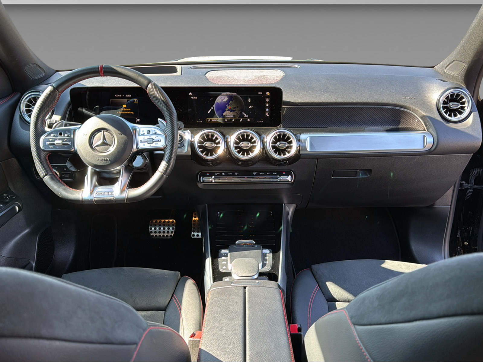 MERCEDES-BENZ GLB 35 AMG 4matic-image-15