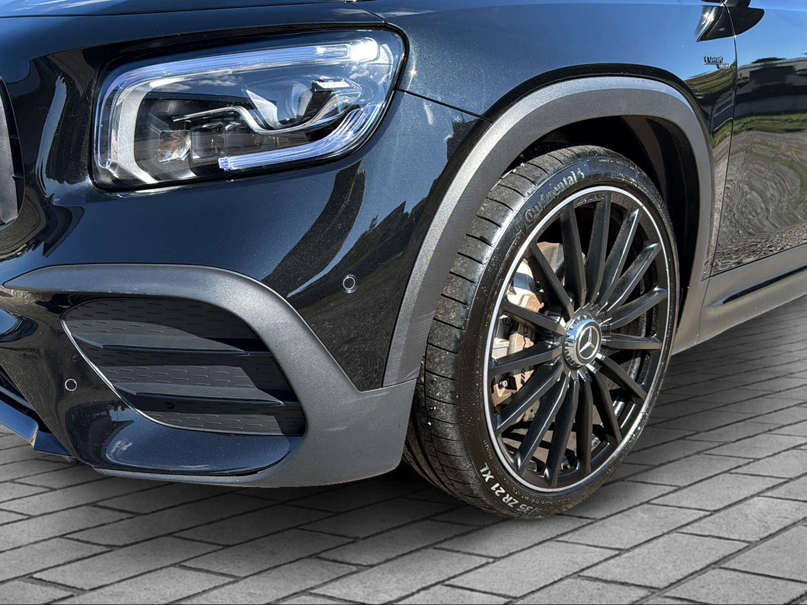 MERCEDES-BENZ GLB 35 AMG 4matic-image-1