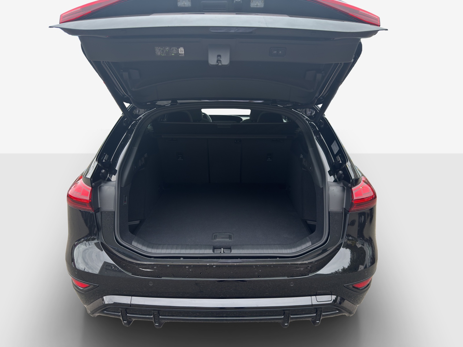 AUDI A6 Avant e-tron quattro-image-12