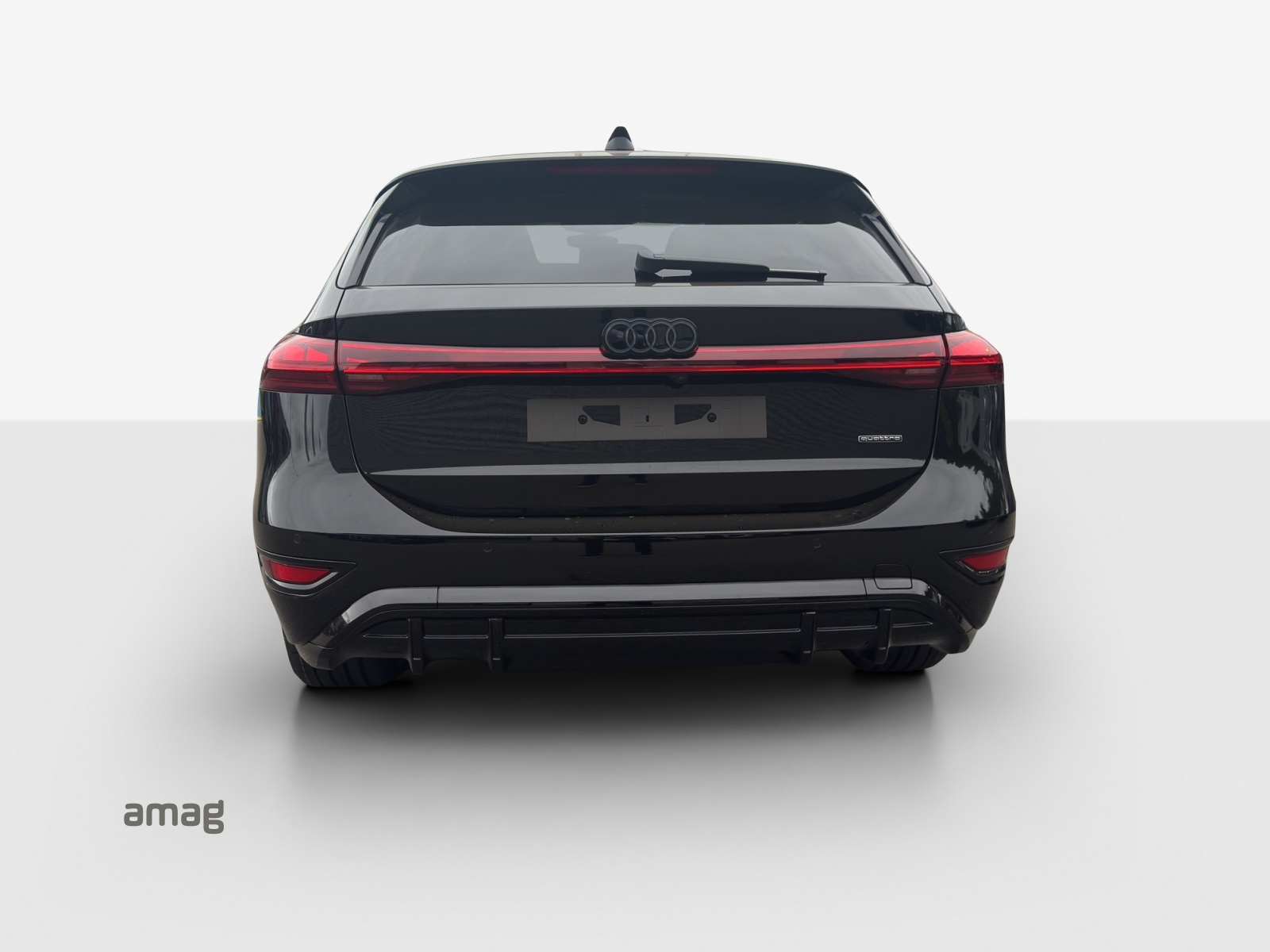 AUDI A6 Avant e-tron quattro-image-3