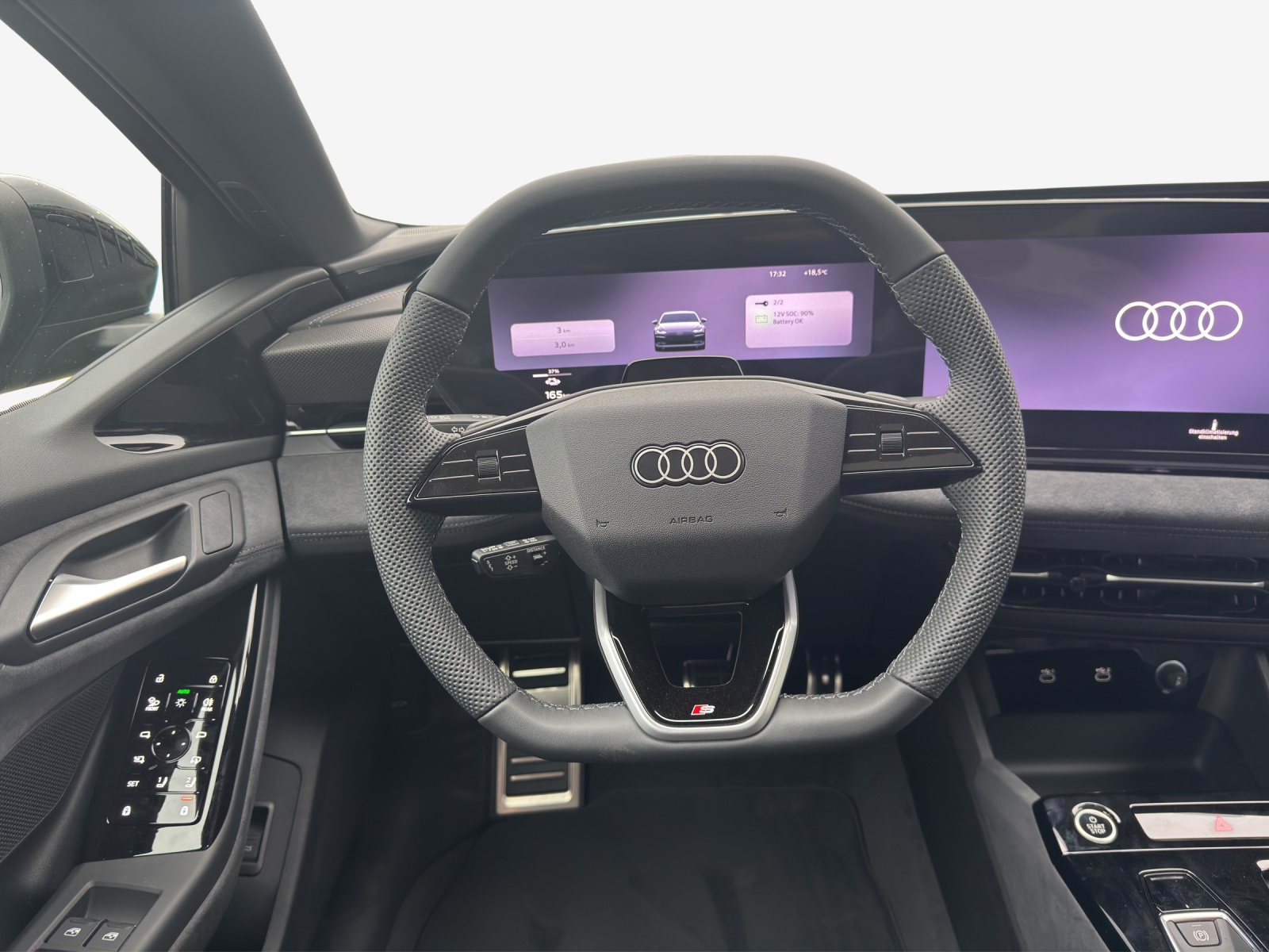 AUDI A6 Avant e-tron quattro-image-9