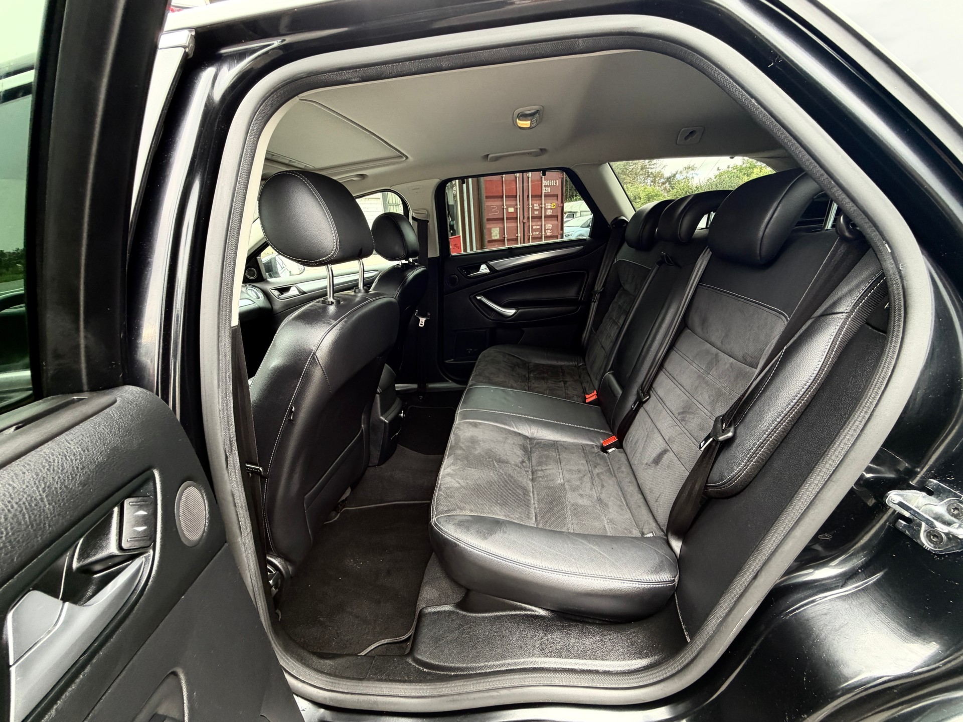 FORD Mondeo 2.0 TDCi 16V Winner PowerShift-image-10