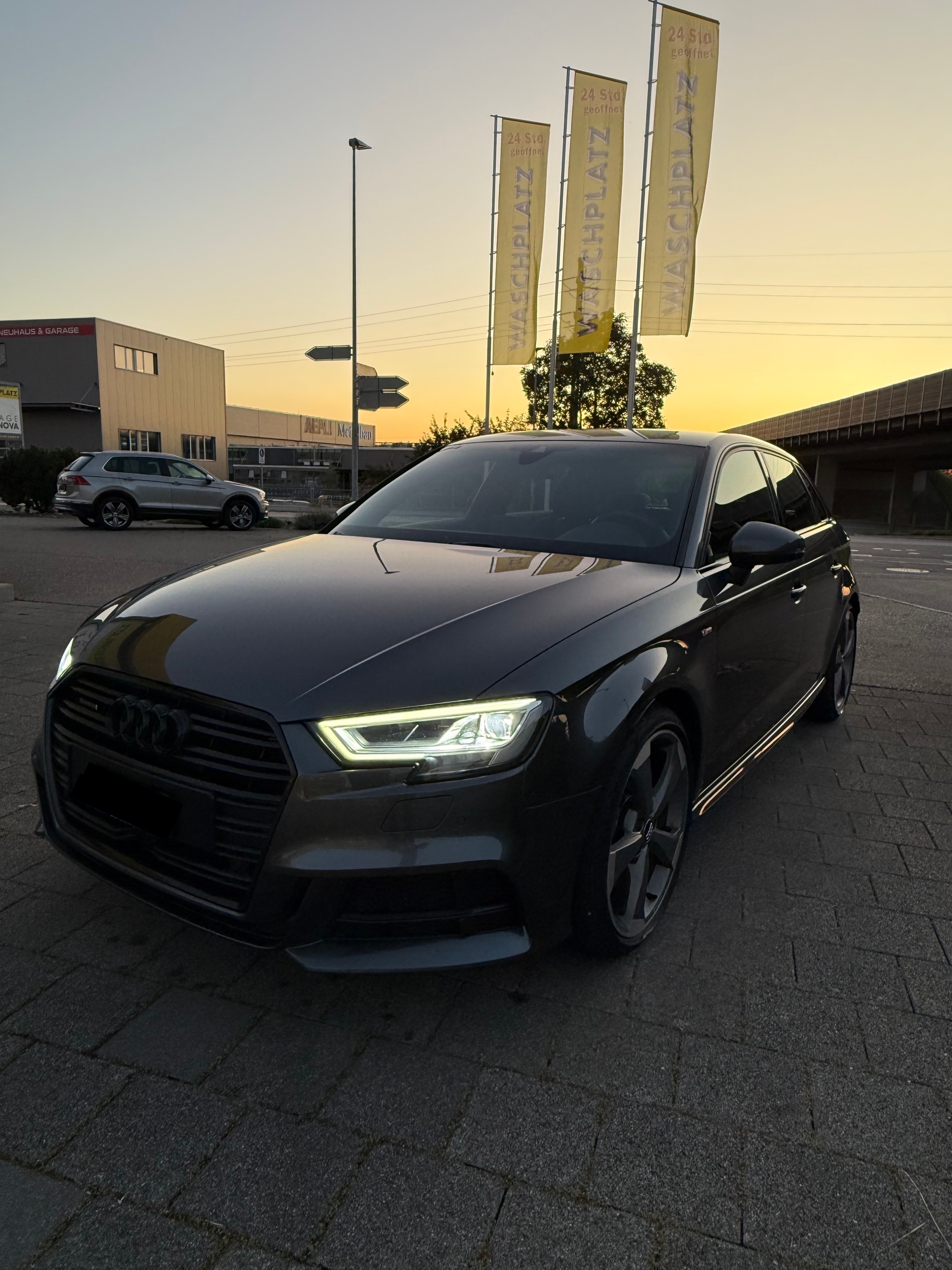 AUDI A3 Sportback 2.0 TFSI S tronic quattro-image-0