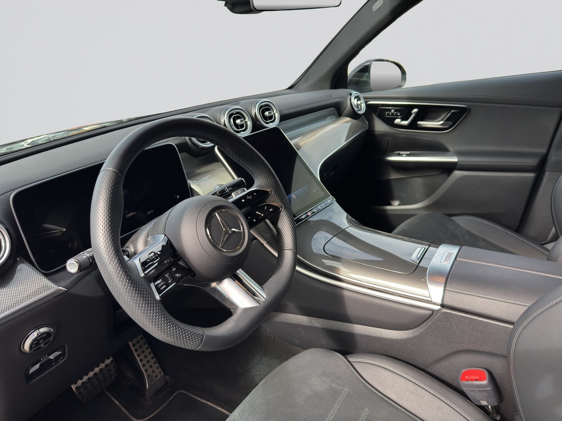 MERCEDES-BENZ GLC 300 d 4Matic 9G-Tronic AMG Edition-image-6