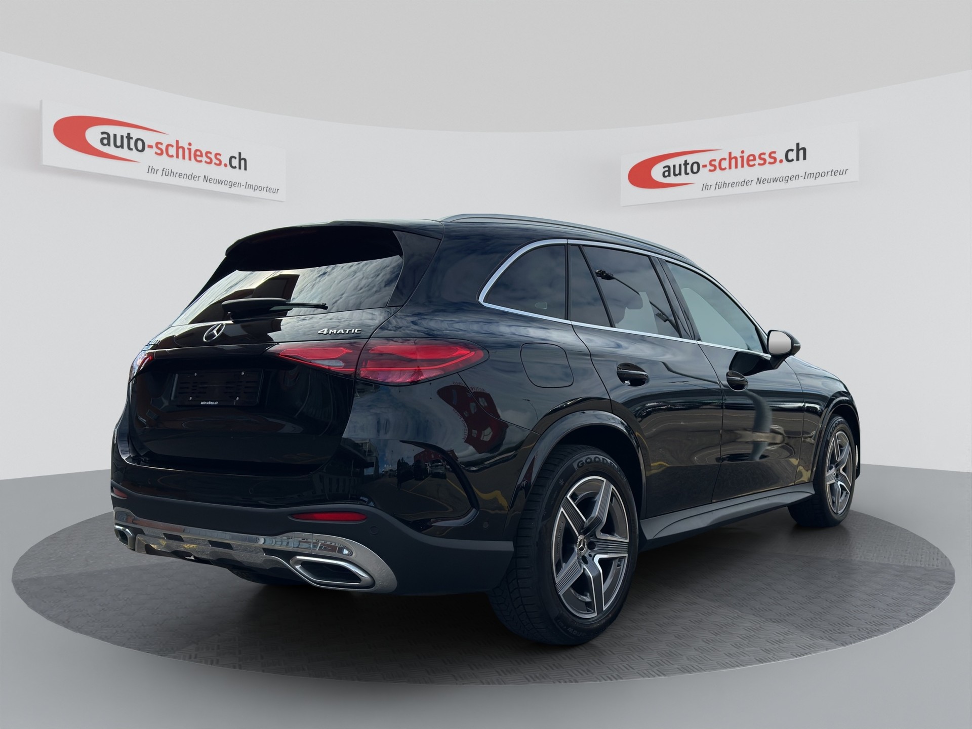 MERCEDES-BENZ GLC 300 d 4Matic 9G-Tronic AMG Edition-image-4