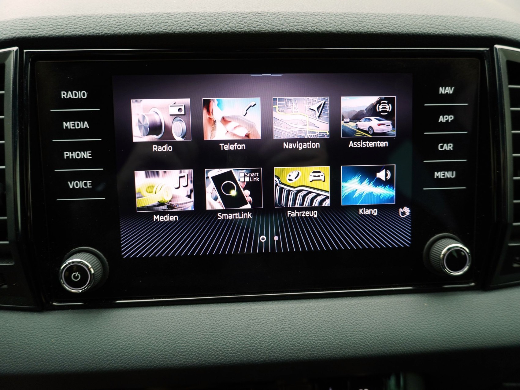 SKODA Karoq 2.0 TSI SportLine 4x4 DSG-image-15