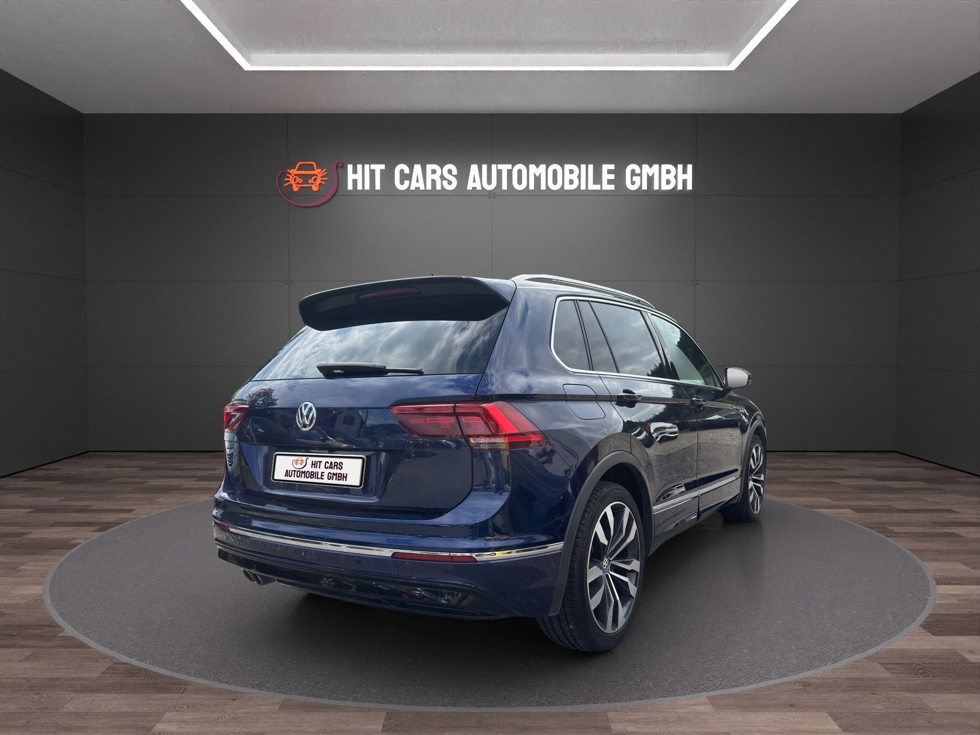 VW Tiguan 2.0 TDI SCR R-Line Highline 4Motion DSG-image-4