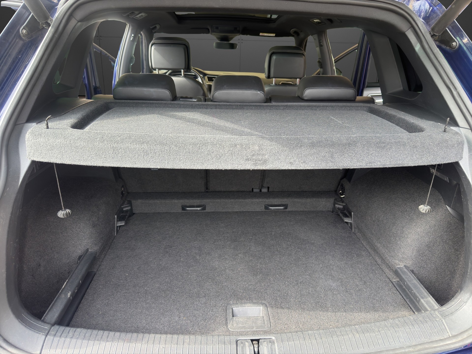 VW Tiguan 2.0 TDI SCR R-Line Highline 4Motion DSG-image-21