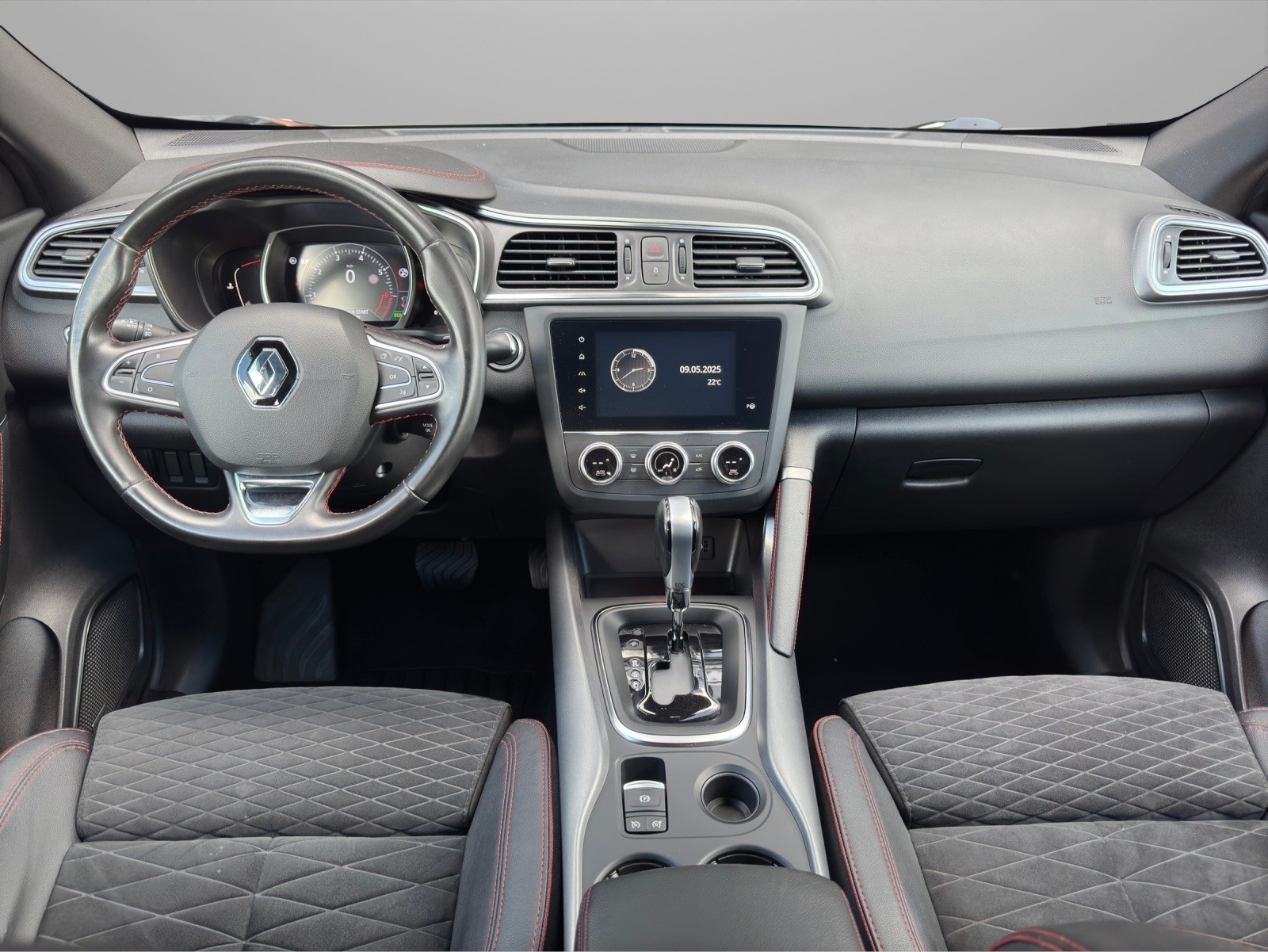 RENAULT Kadjar 1.3 16V Turbo Black Edition EDC-image-8