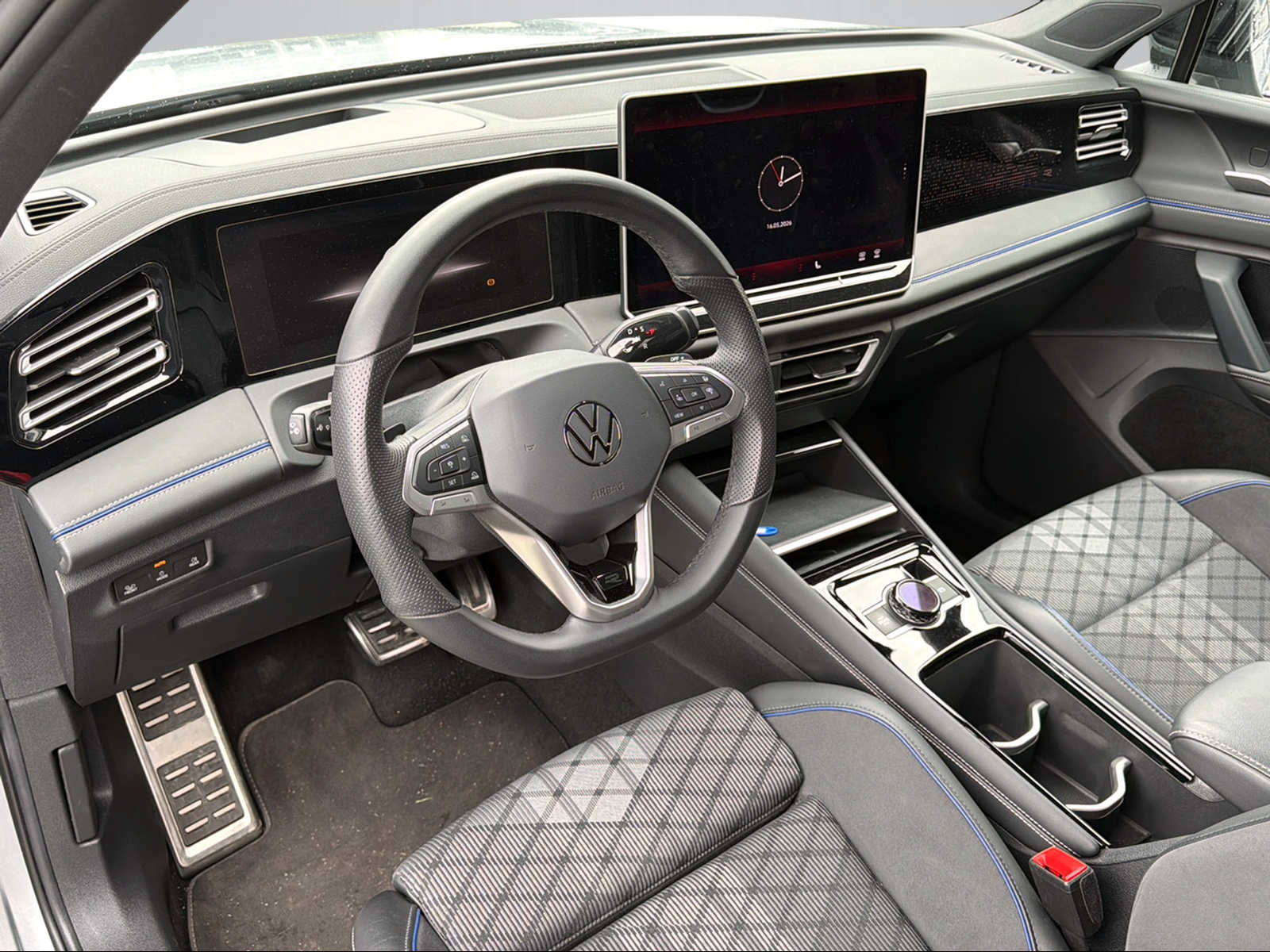 VW Tiguan 2.0 TDI SCR R-Line DSG-image-7