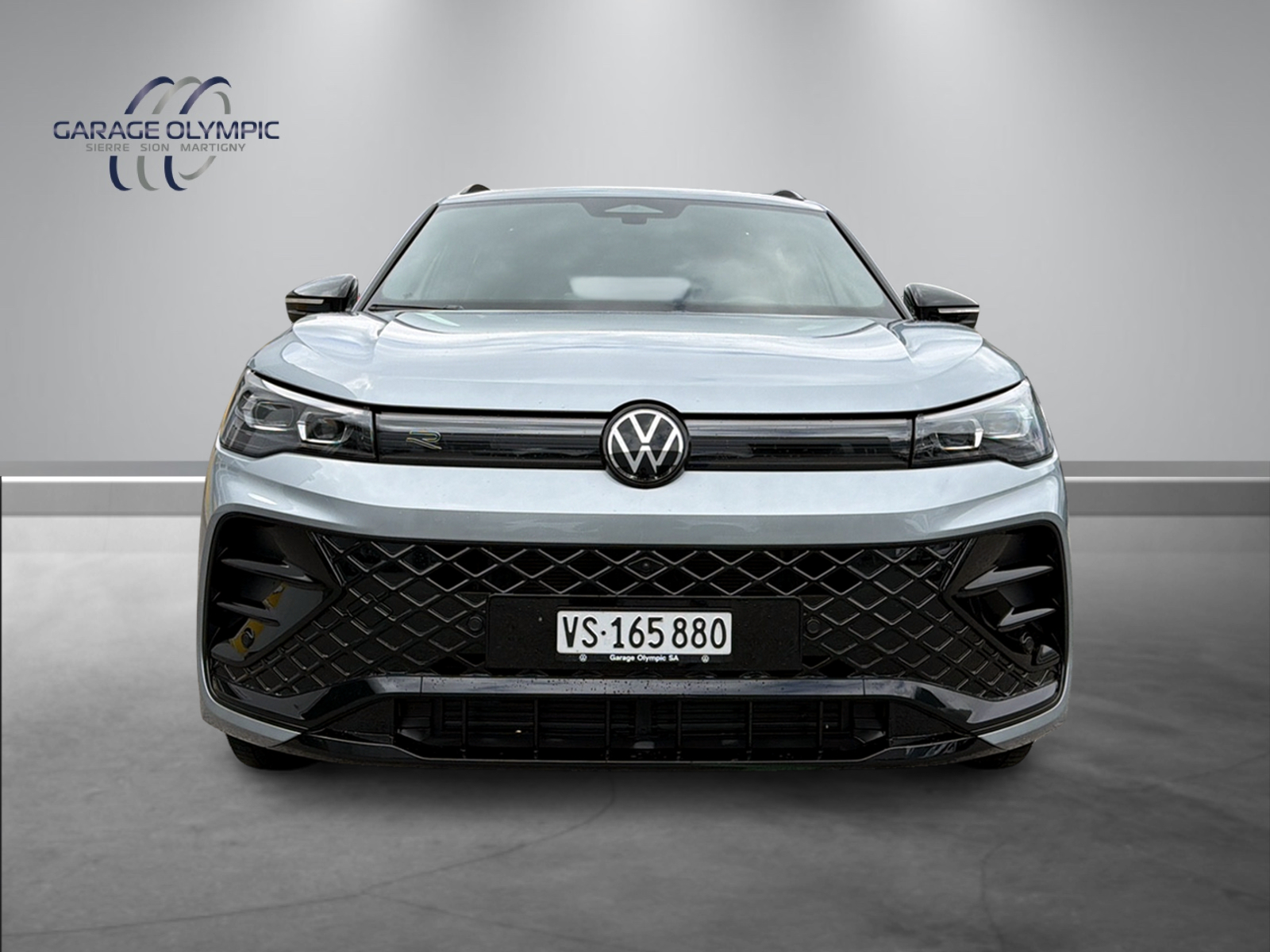 VW Tiguan 2.0 TDI SCR R-Line DSG-showroom-element-1