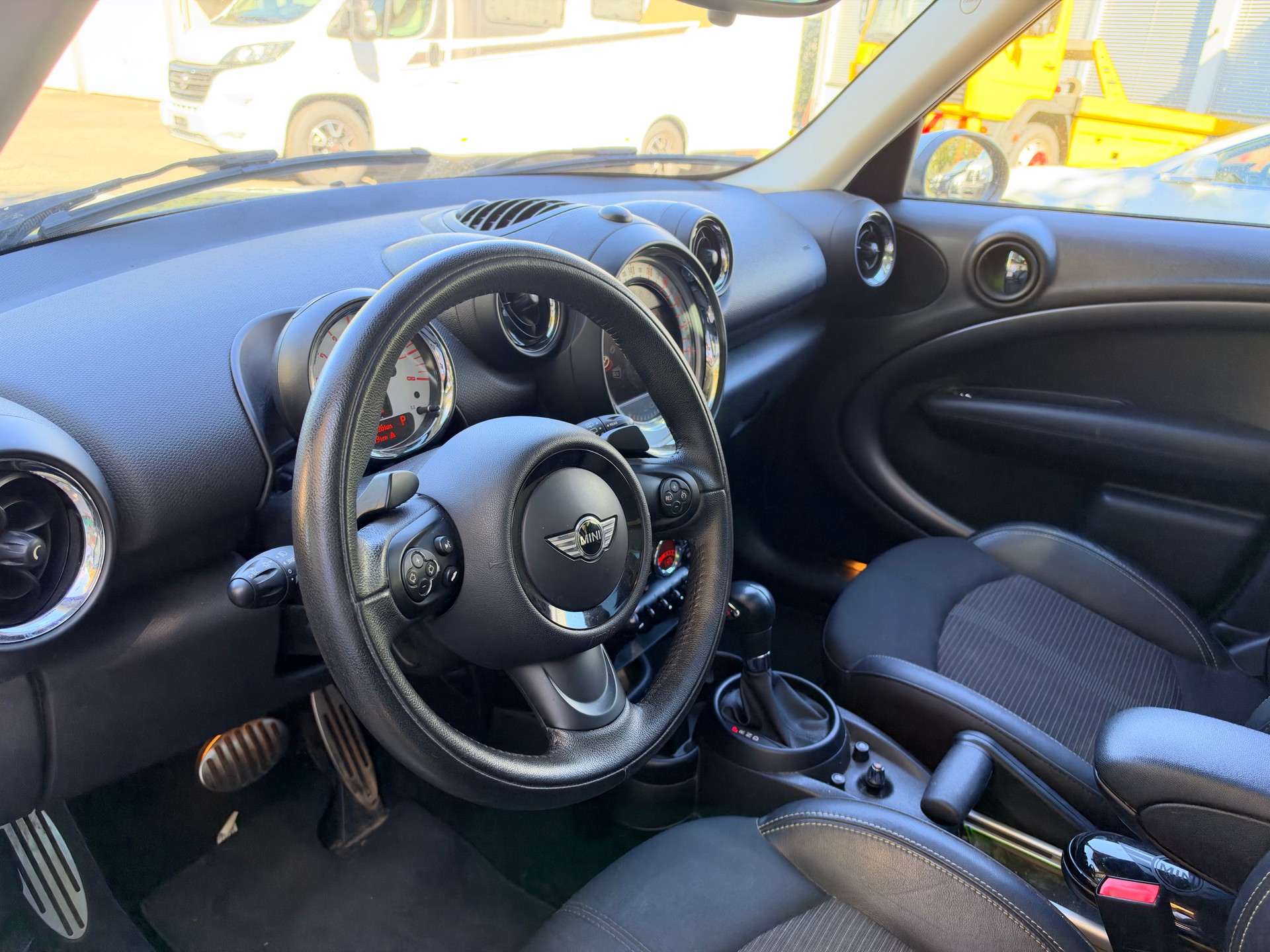 MINI Countryman Cooper S ALL4 Steptronic-image-5