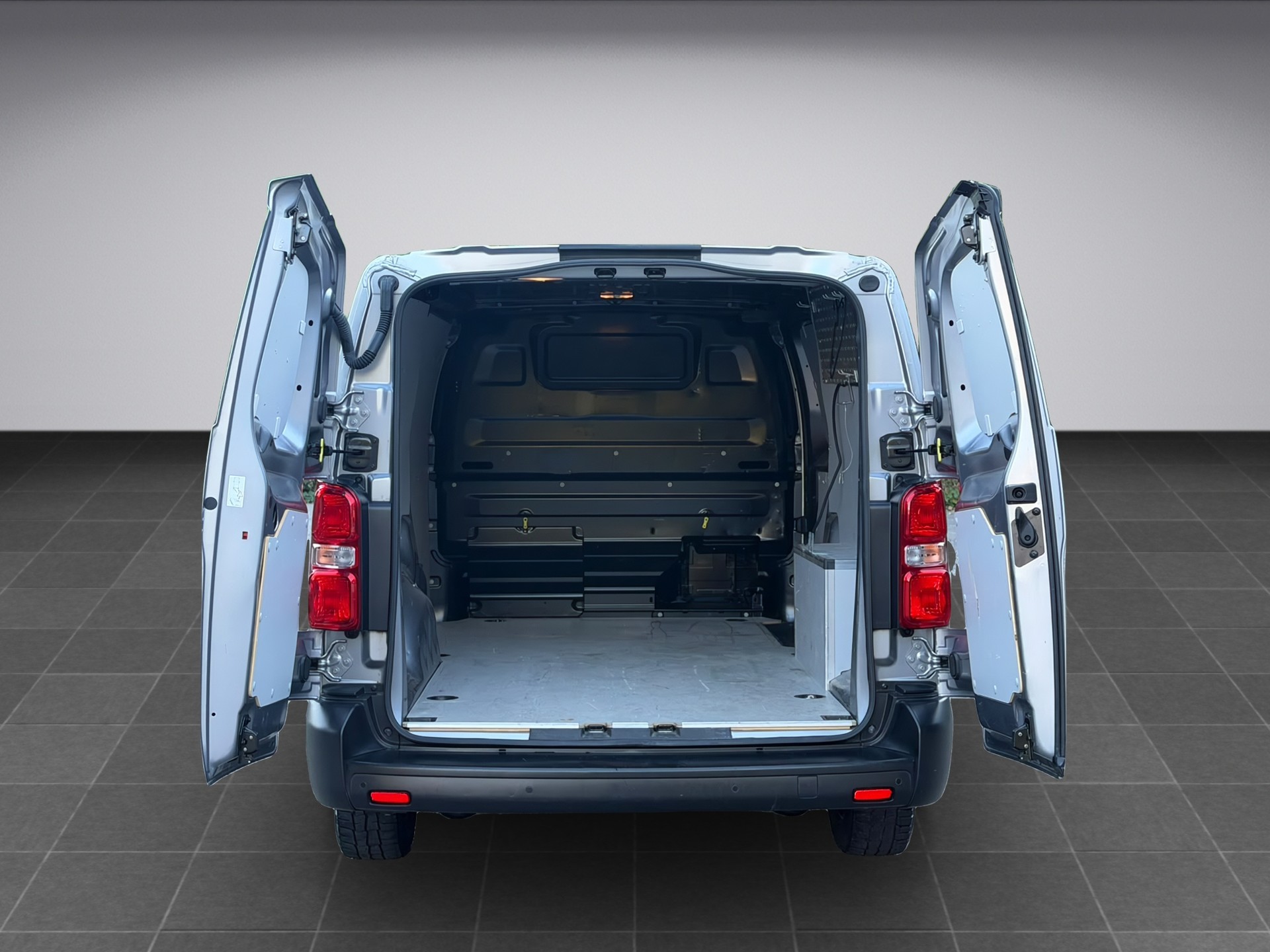 FIAT Scudo 2.0 MJ L3 Business AT * 1234 kg Nutzlast * Klima * 3 Sitzer * Automat *-image-15