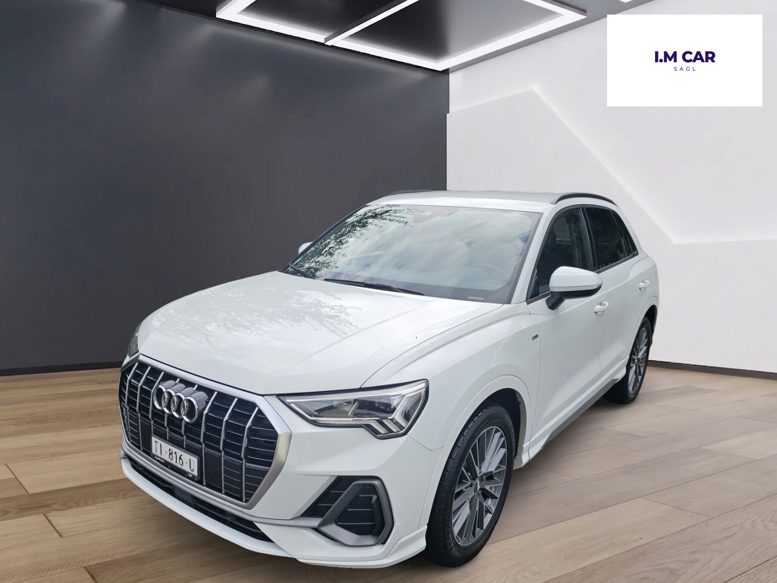 AUDI Q3 40 TFSI S line quattro S-tronic