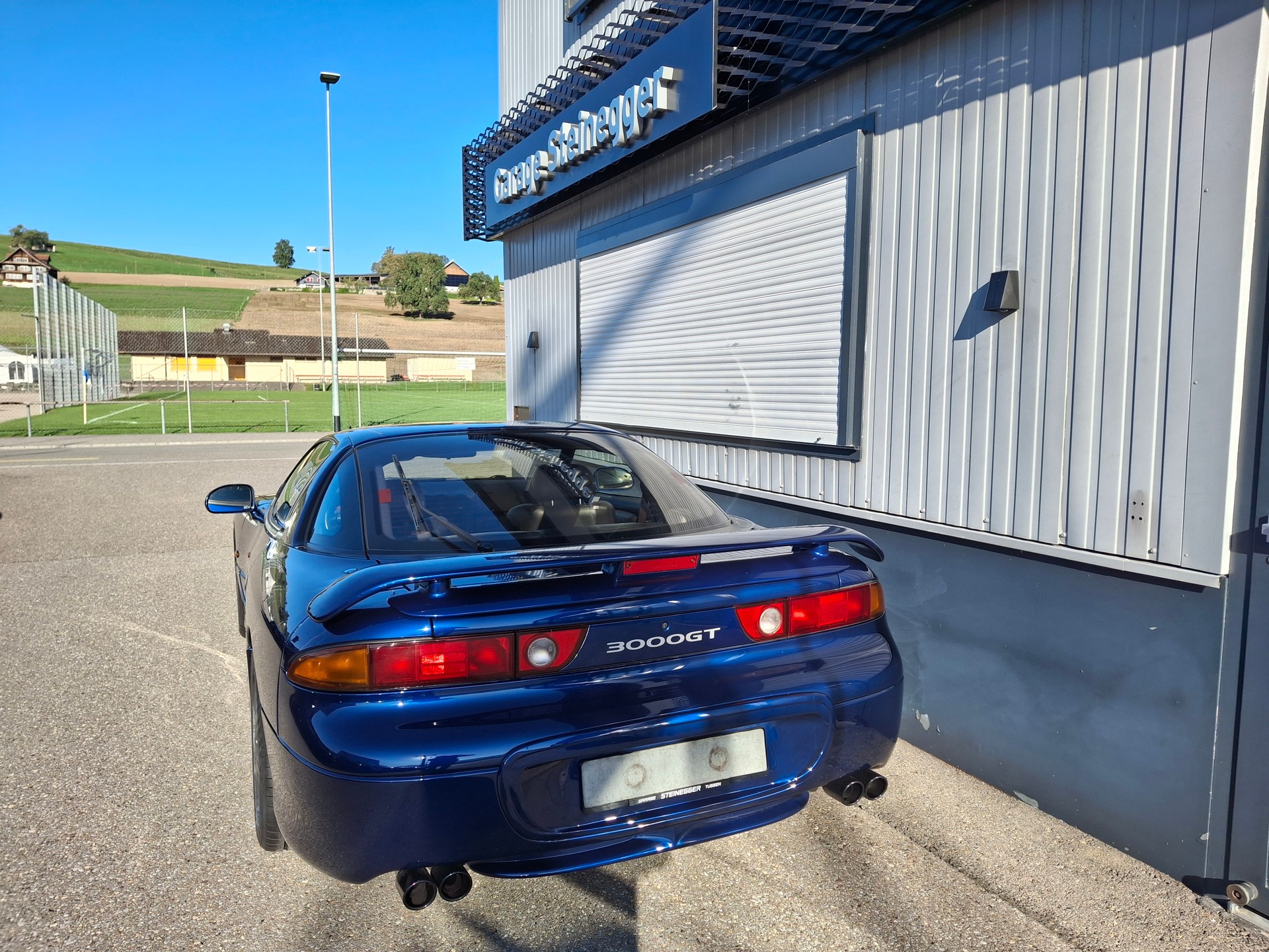 MITSUBISHI 3000 GT-image-9