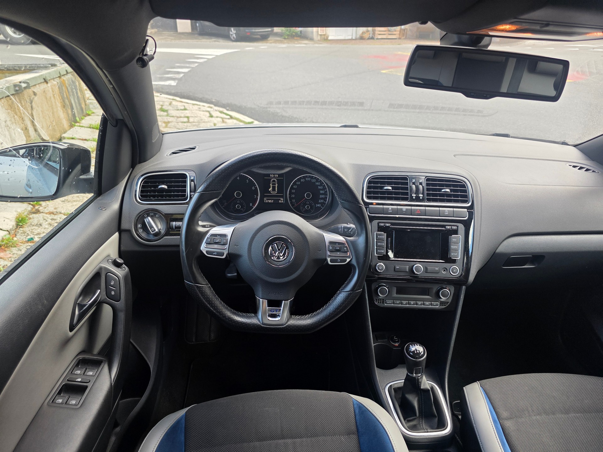 VW Polo 1.4 TSI BlueGT-image-6