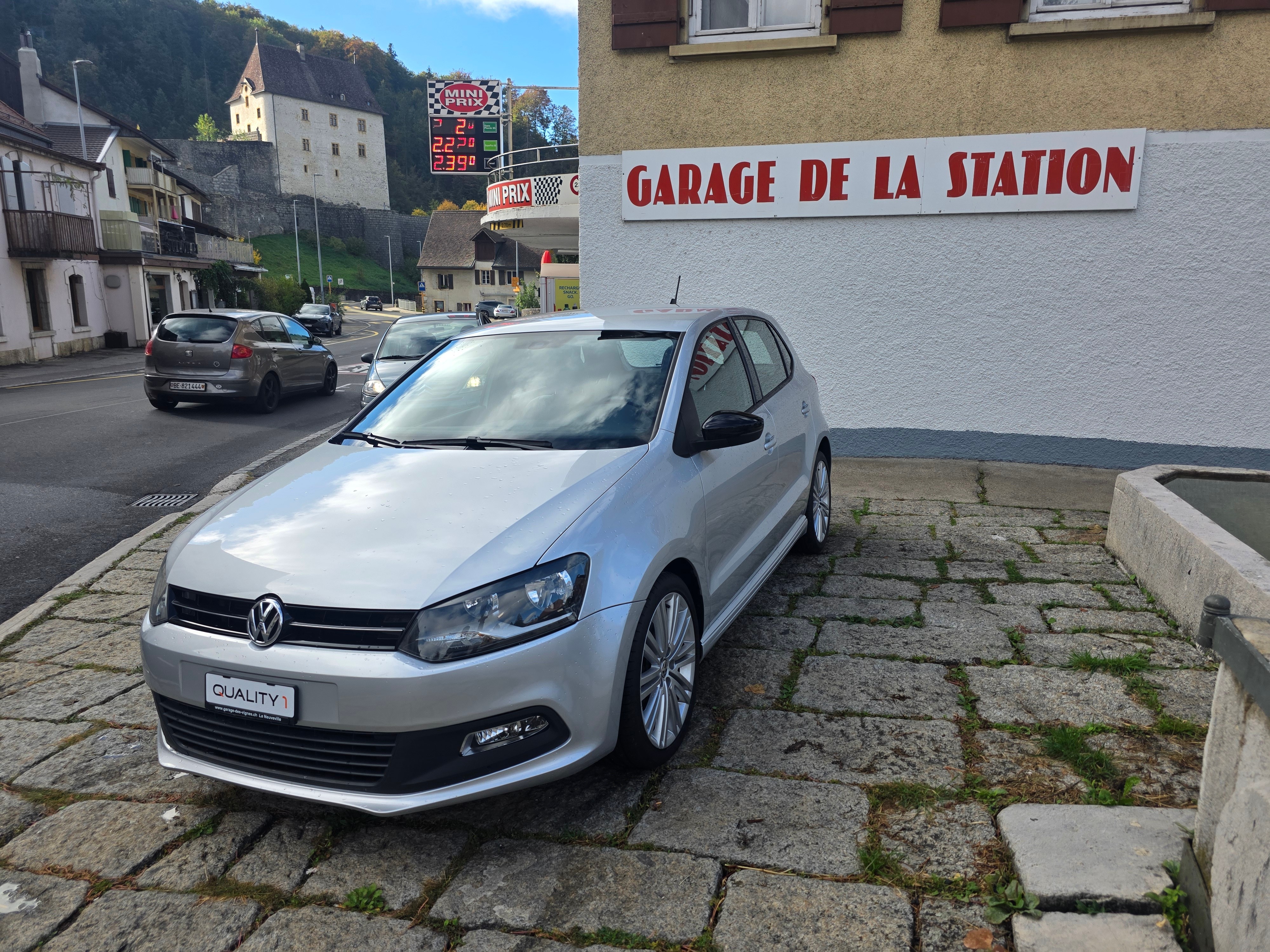 Car photo